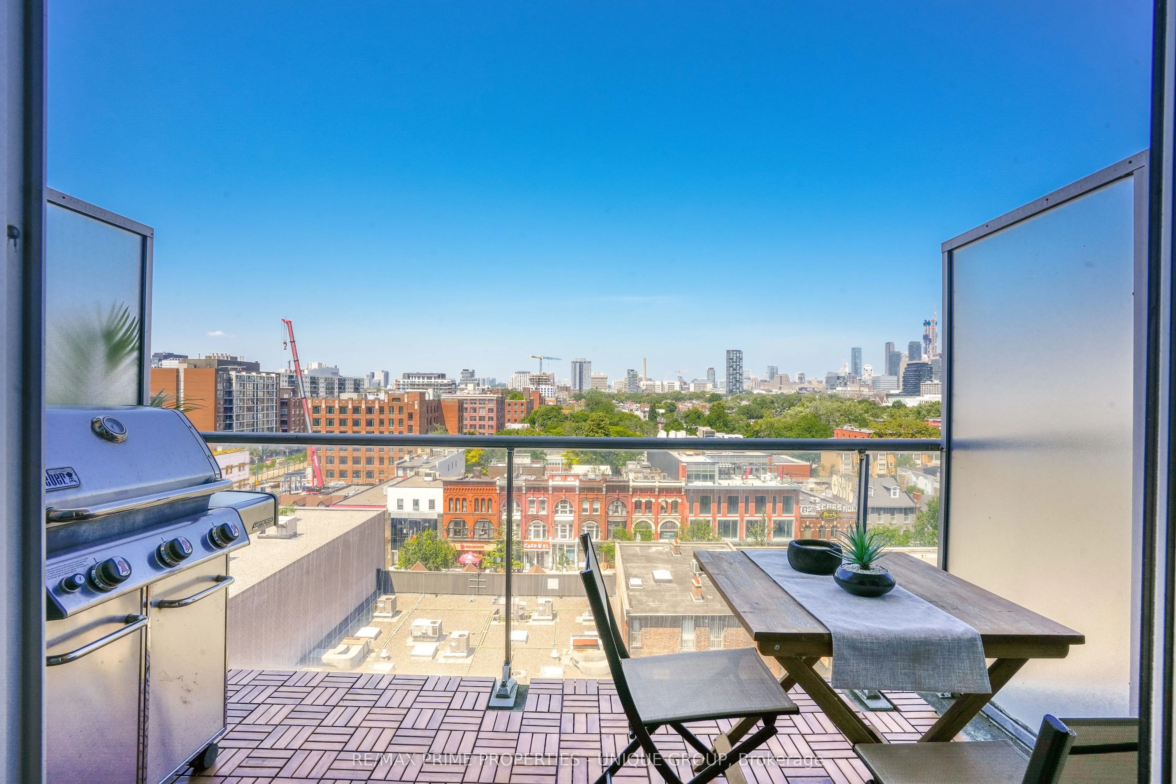388 Richmond Street W, #923