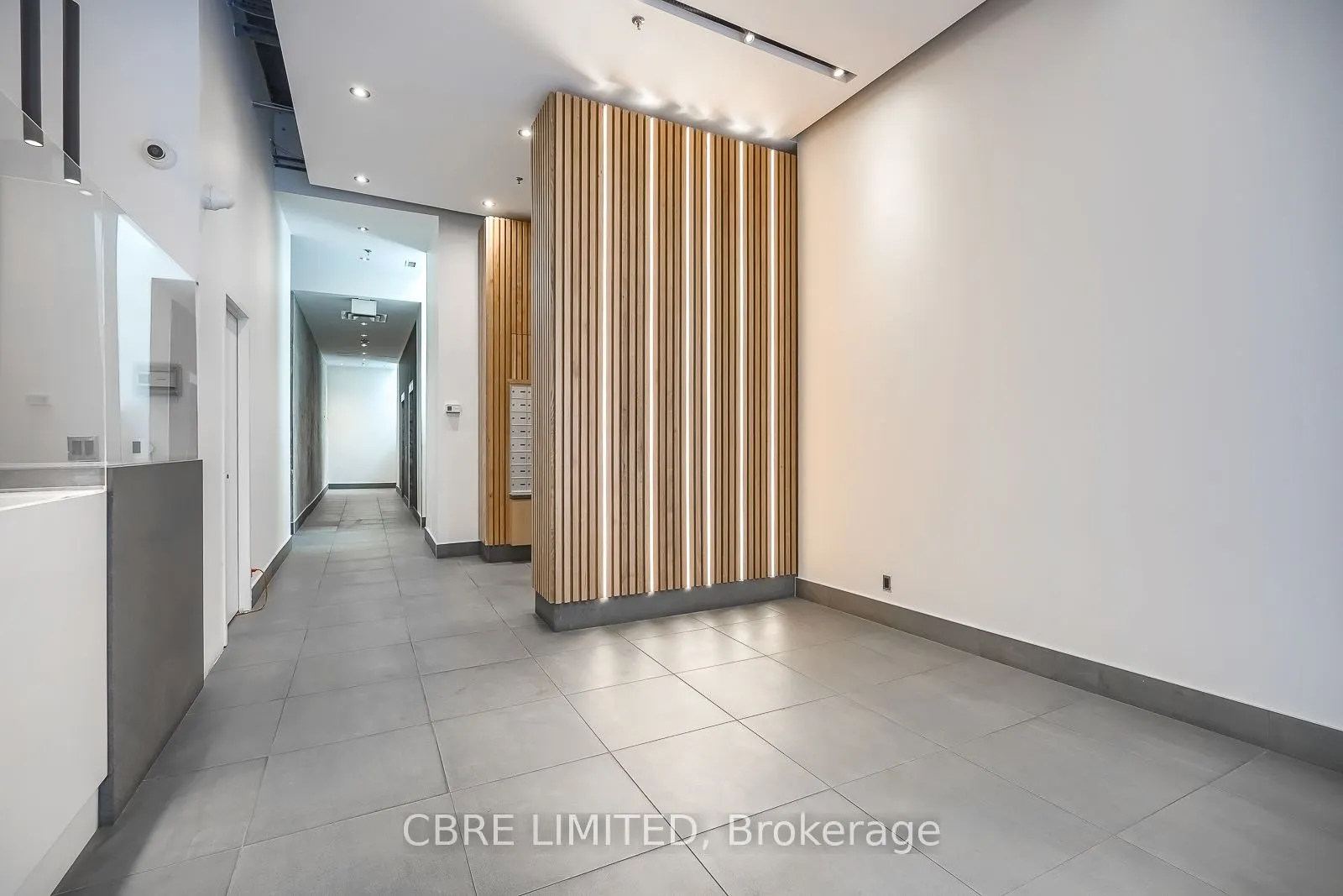 388 Richmond Street W, #1107