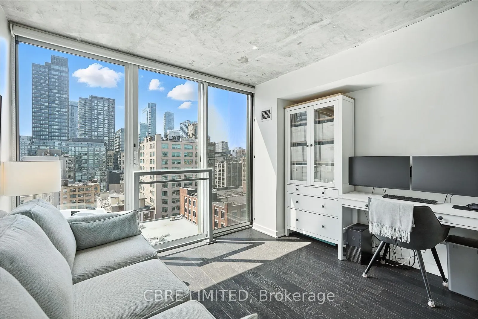 388 Richmond Street W, #1107