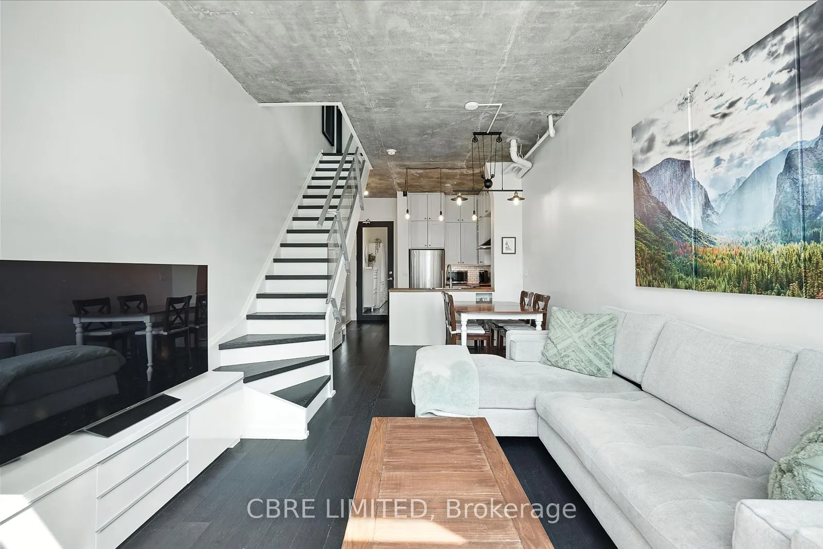 388 Richmond Street W, #1107
