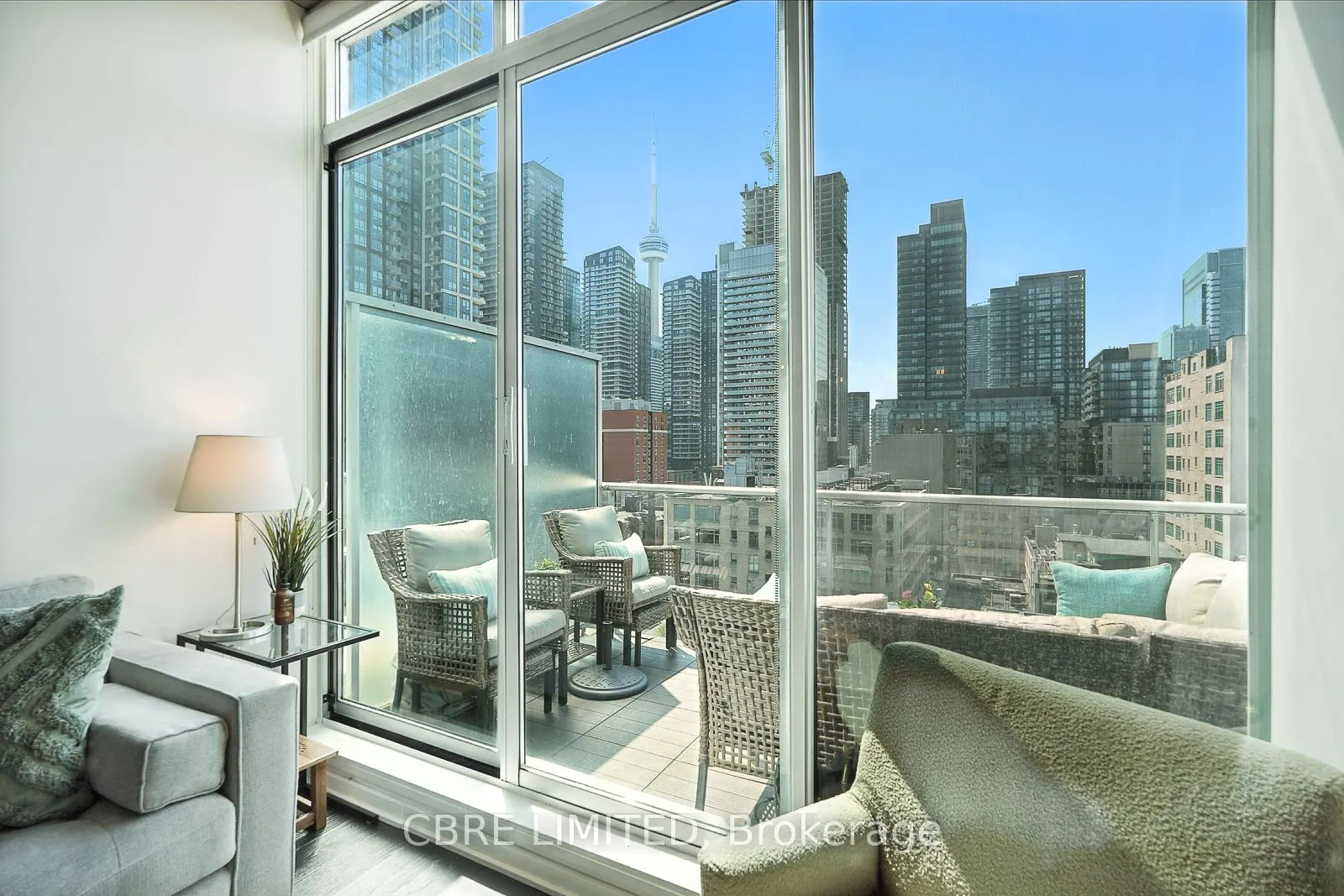 388 Richmond Street W, #1107