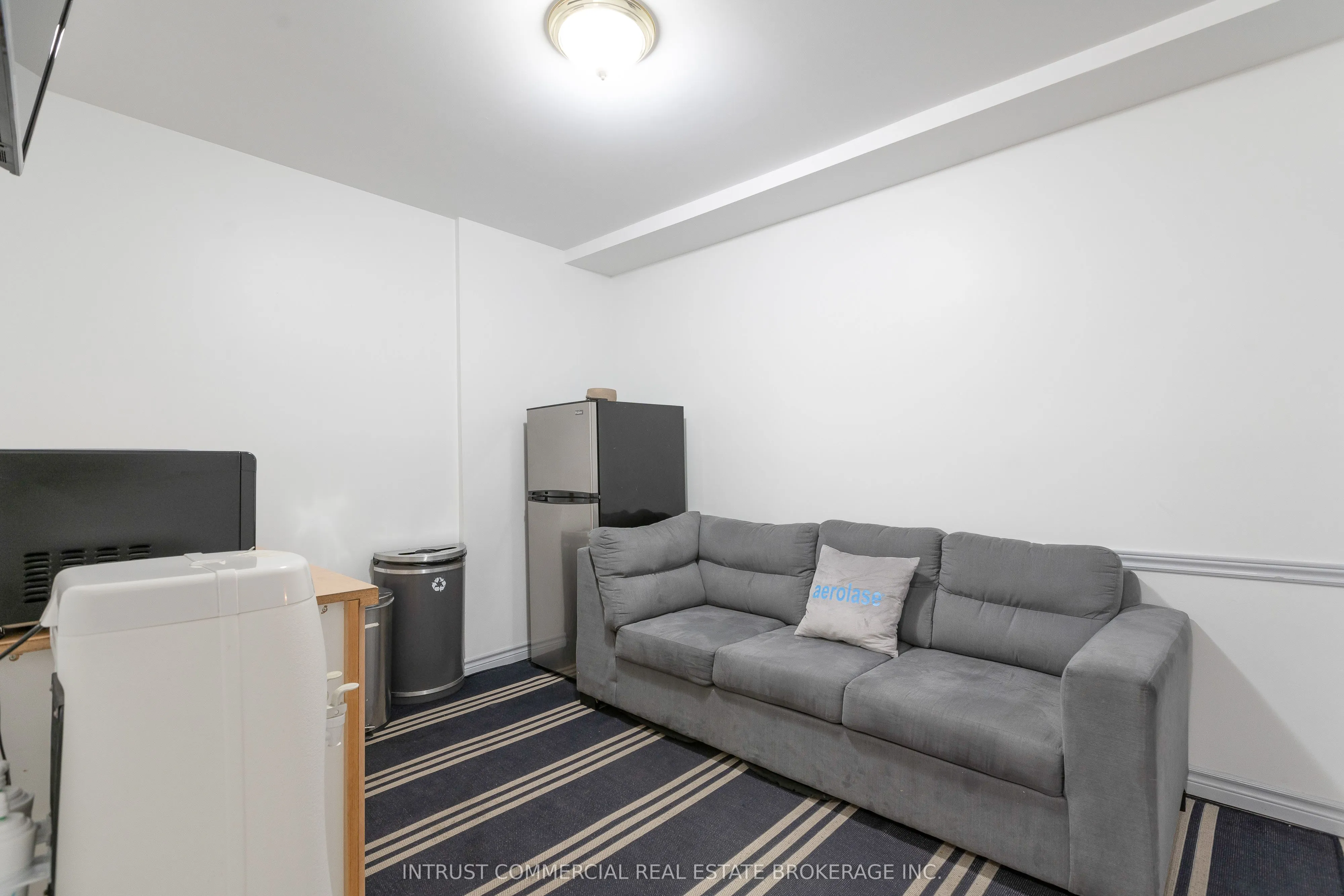 1457 Dundas Street W, #101,103 & 104