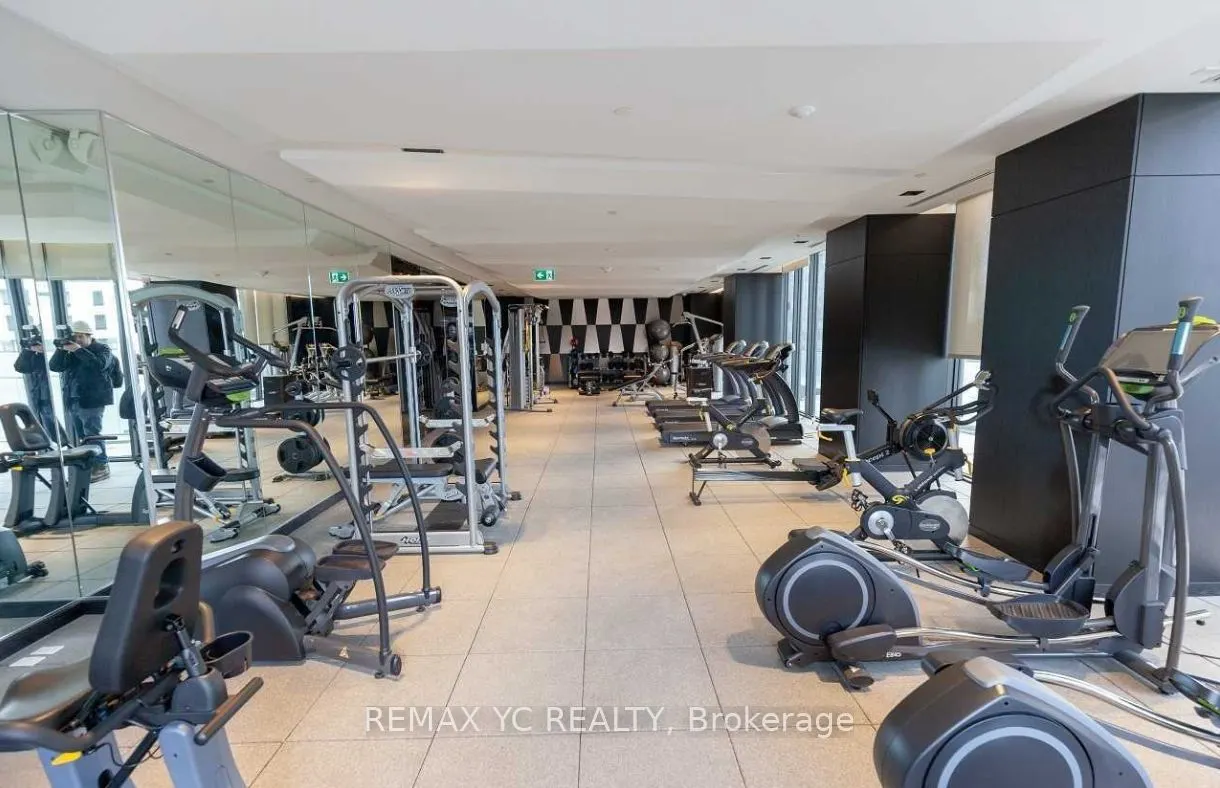 8 Eglinton Avenue E, #4801