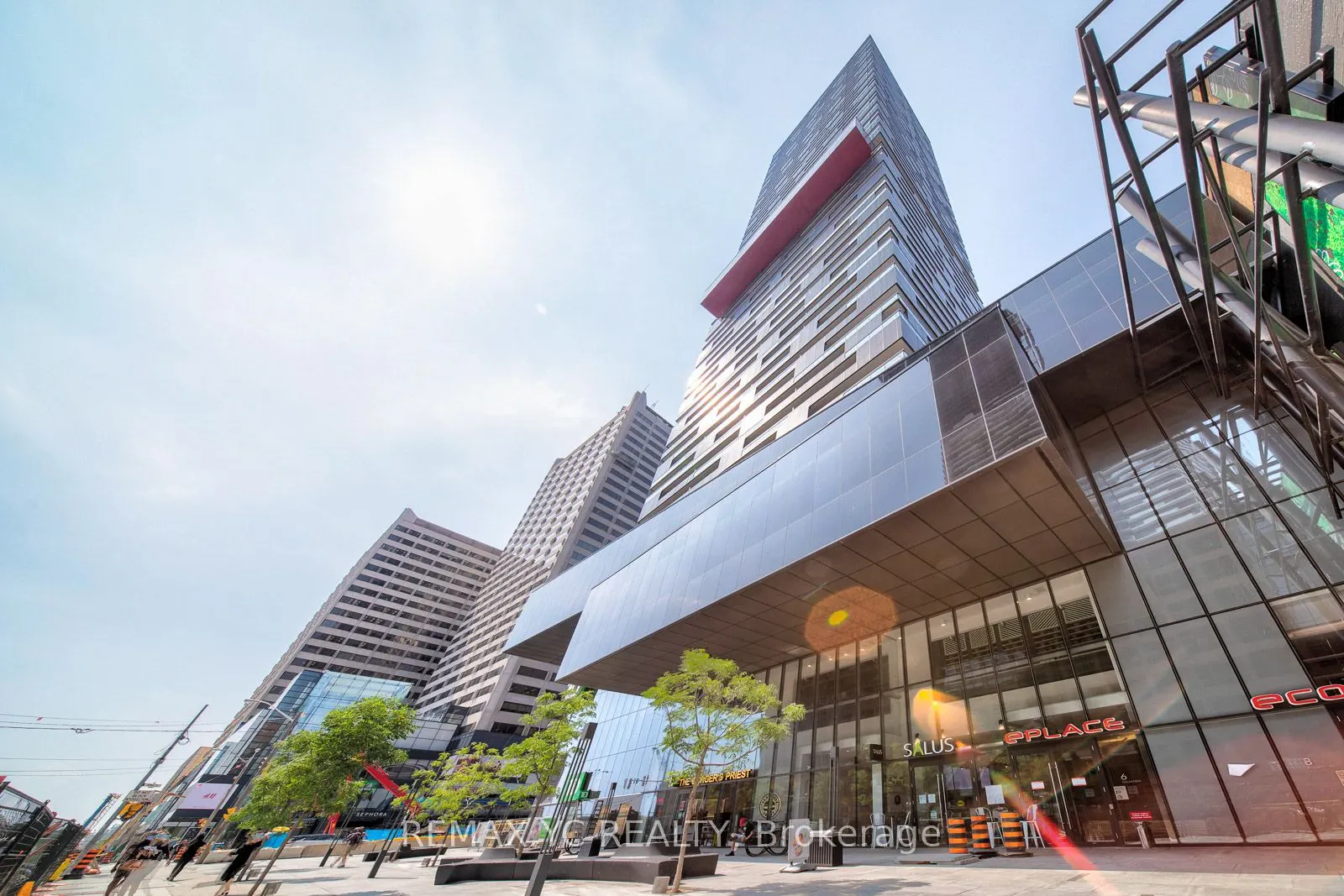 8 Eglinton Avenue E, #4801