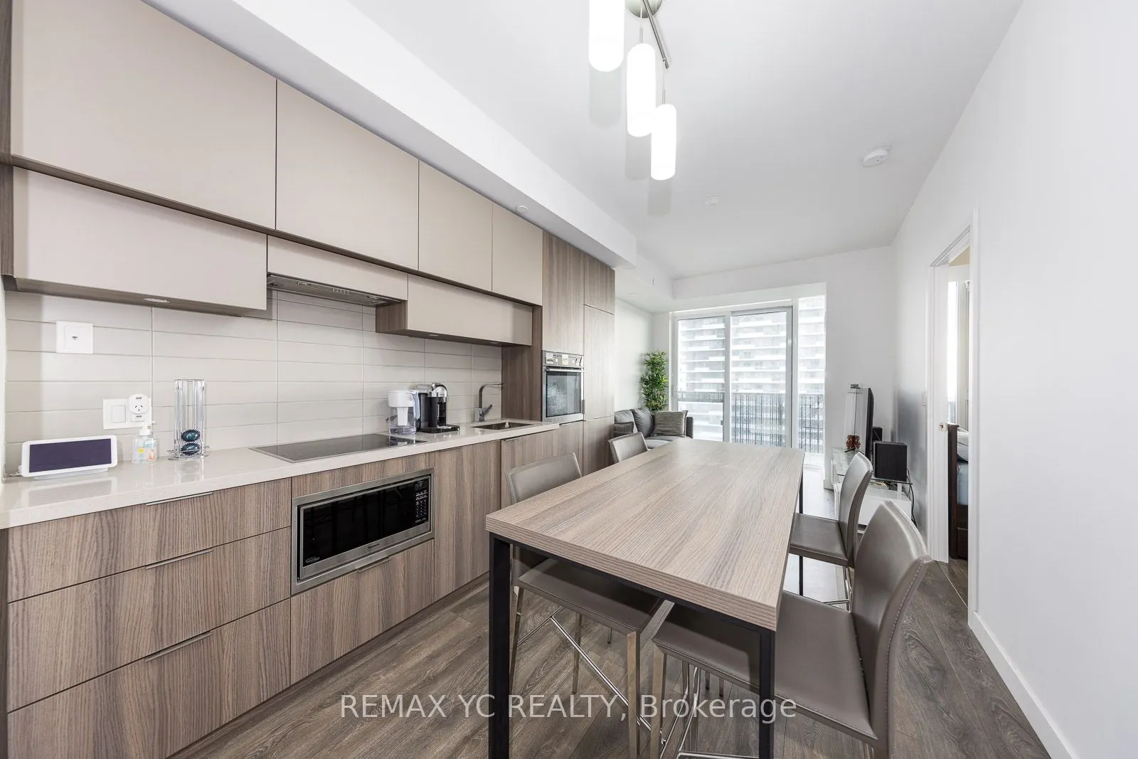 8 Eglinton Avenue E, #4801