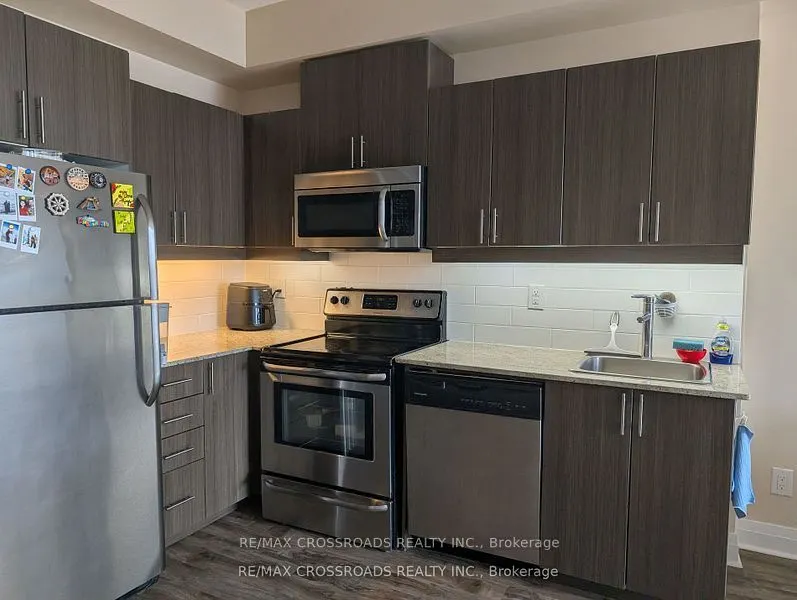 17 Kenaston Gardens, #414