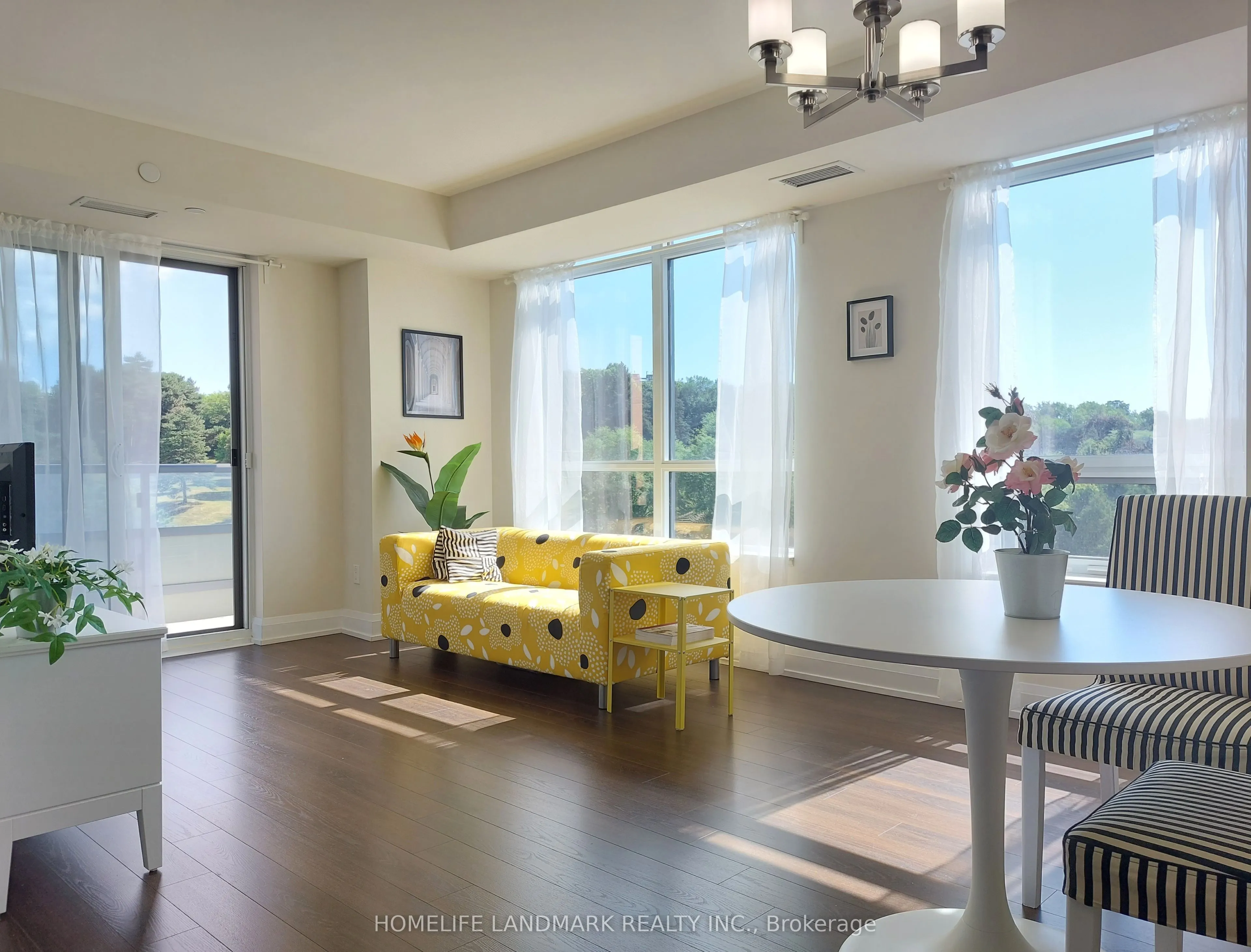 18 Graydon Hall Drive, #609