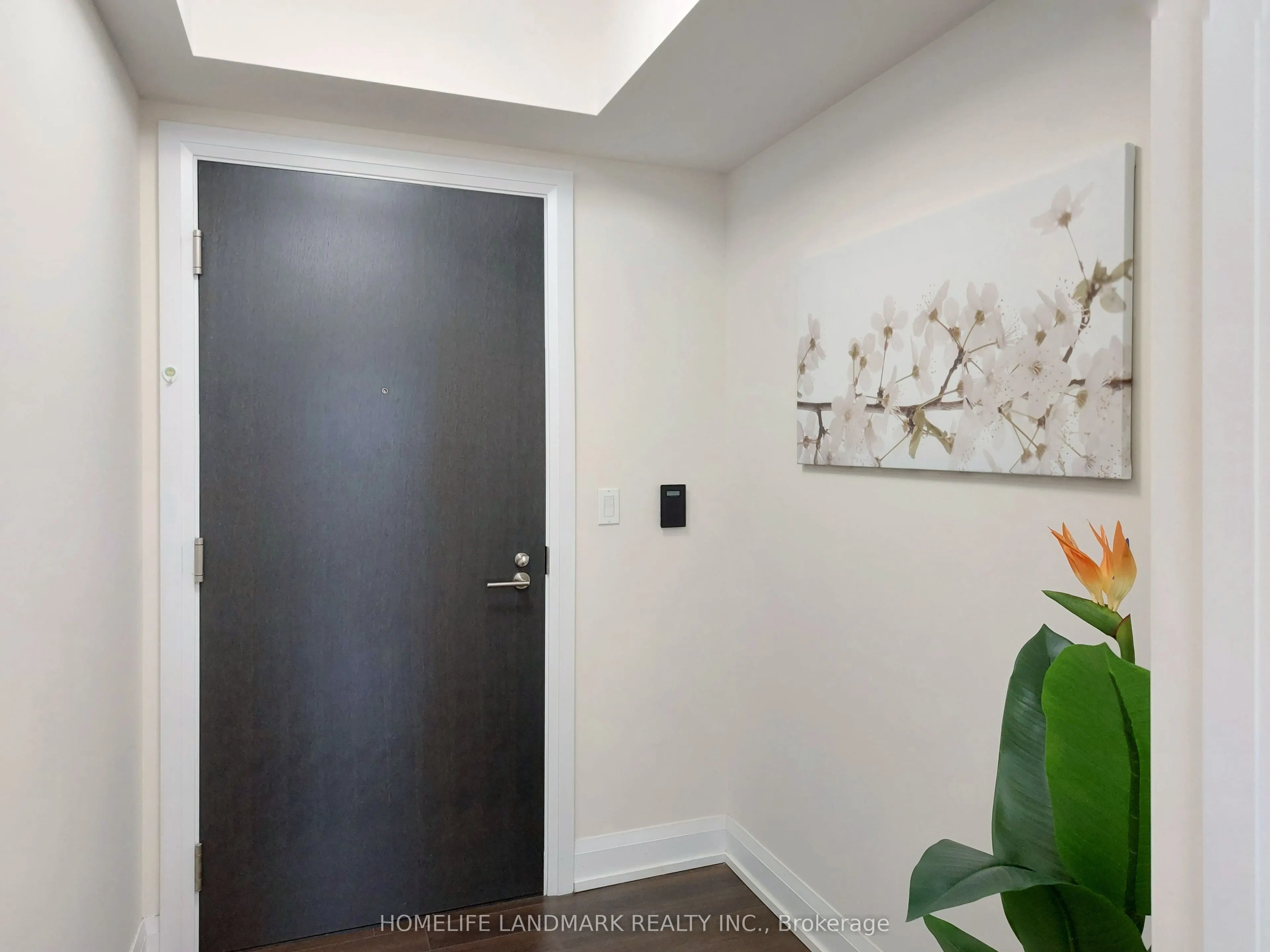 18 Graydon Hall Drive, #609