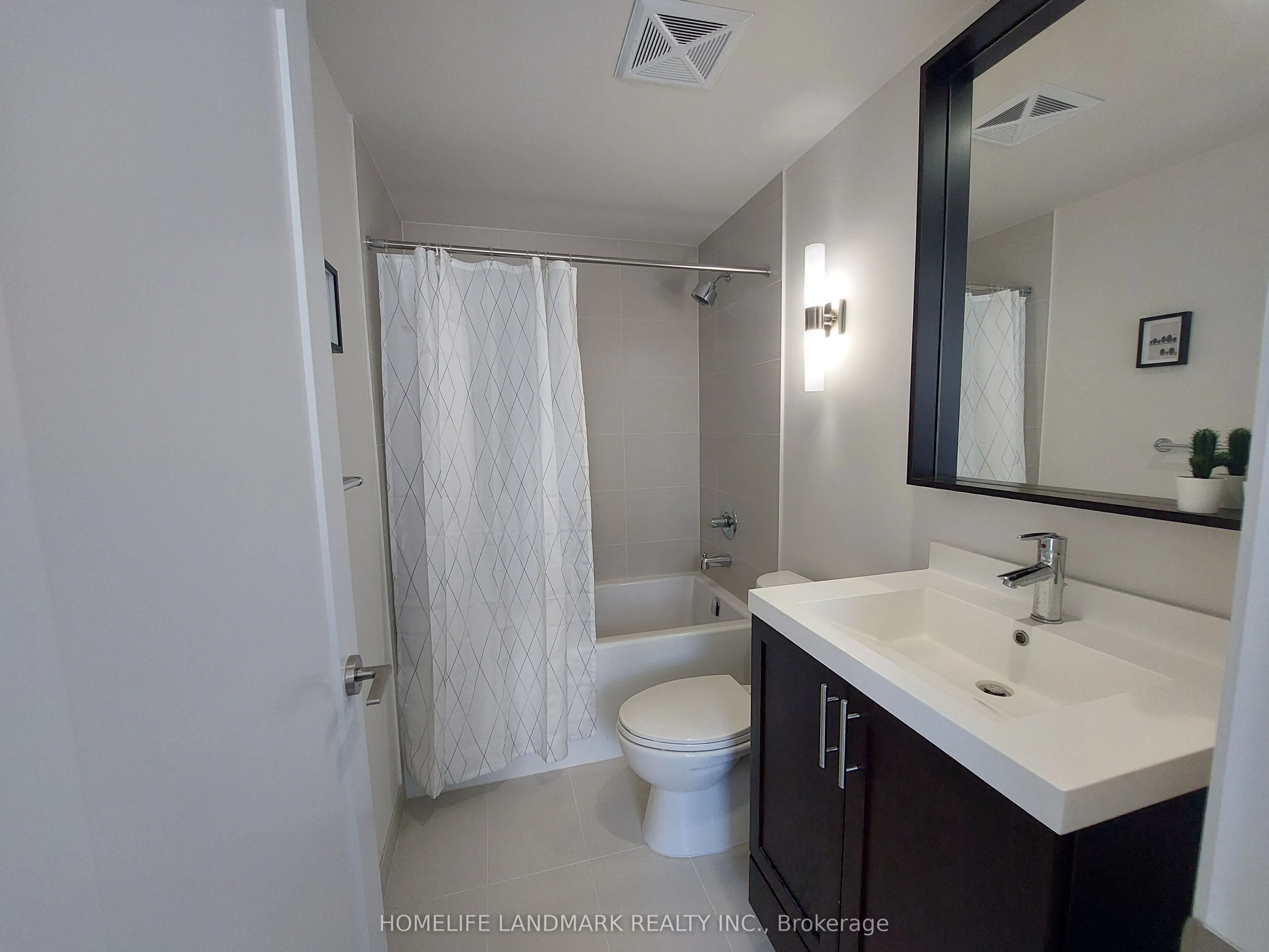 18 Graydon Hall Drive, #609