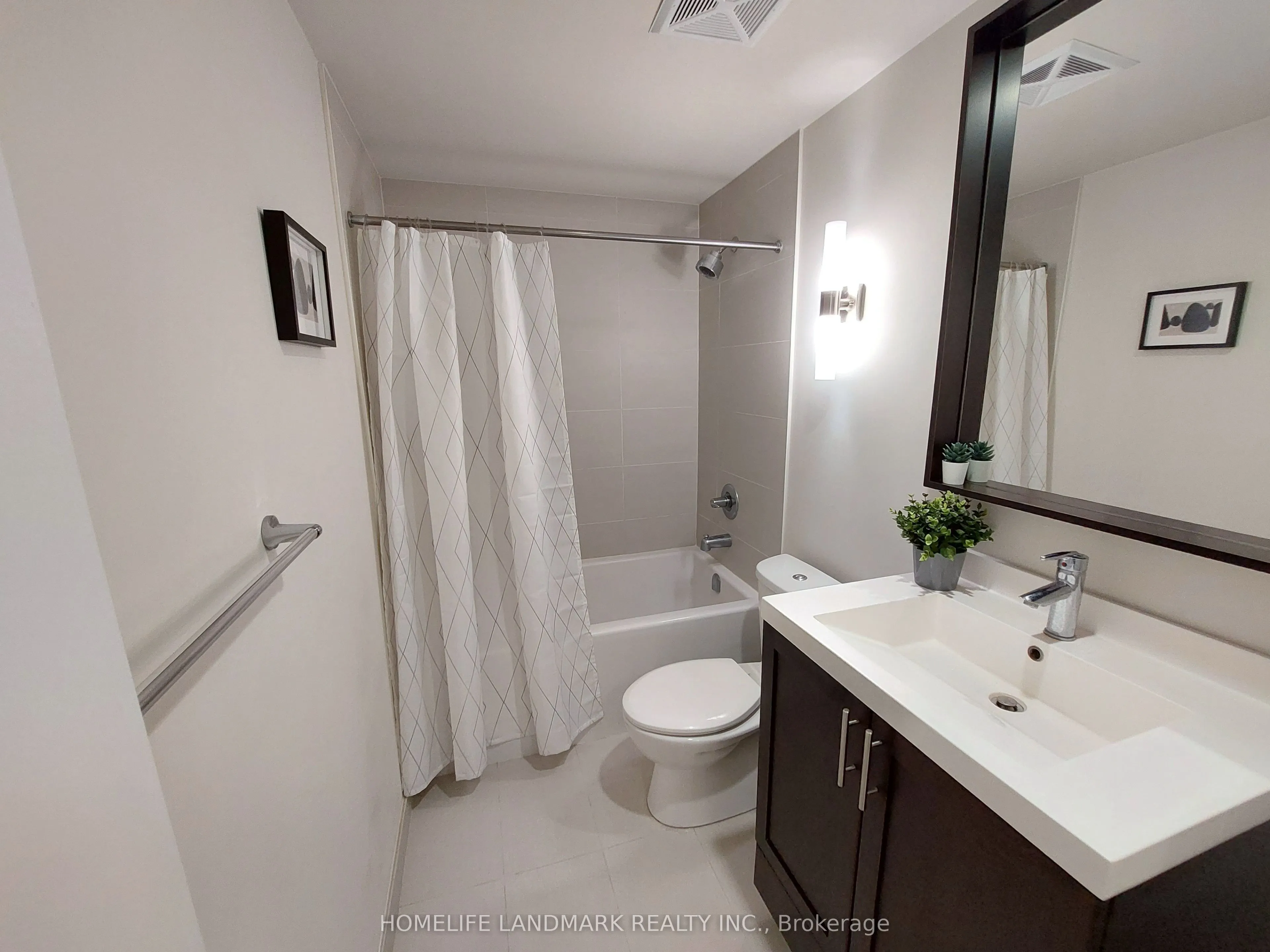 18 Graydon Hall Drive, #609
