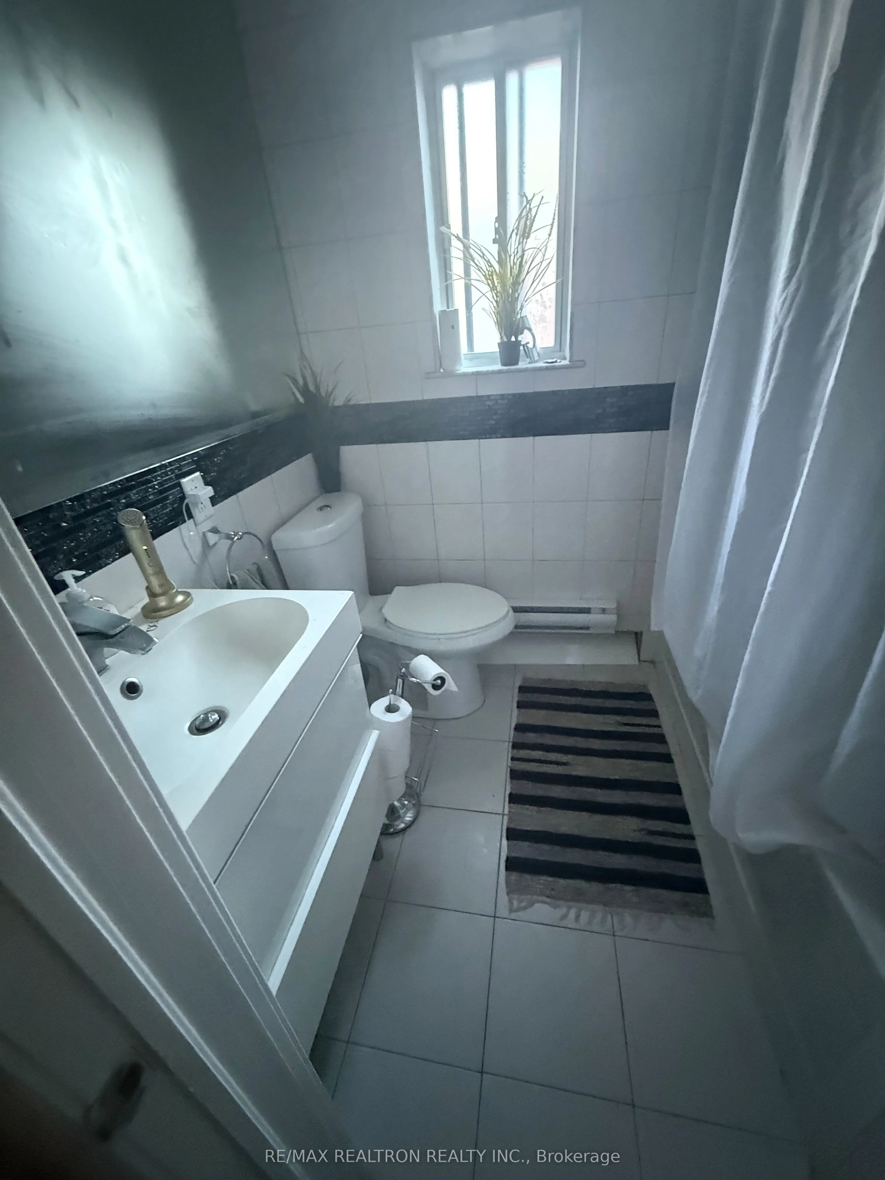 234 Wilmington Avenue, ##3