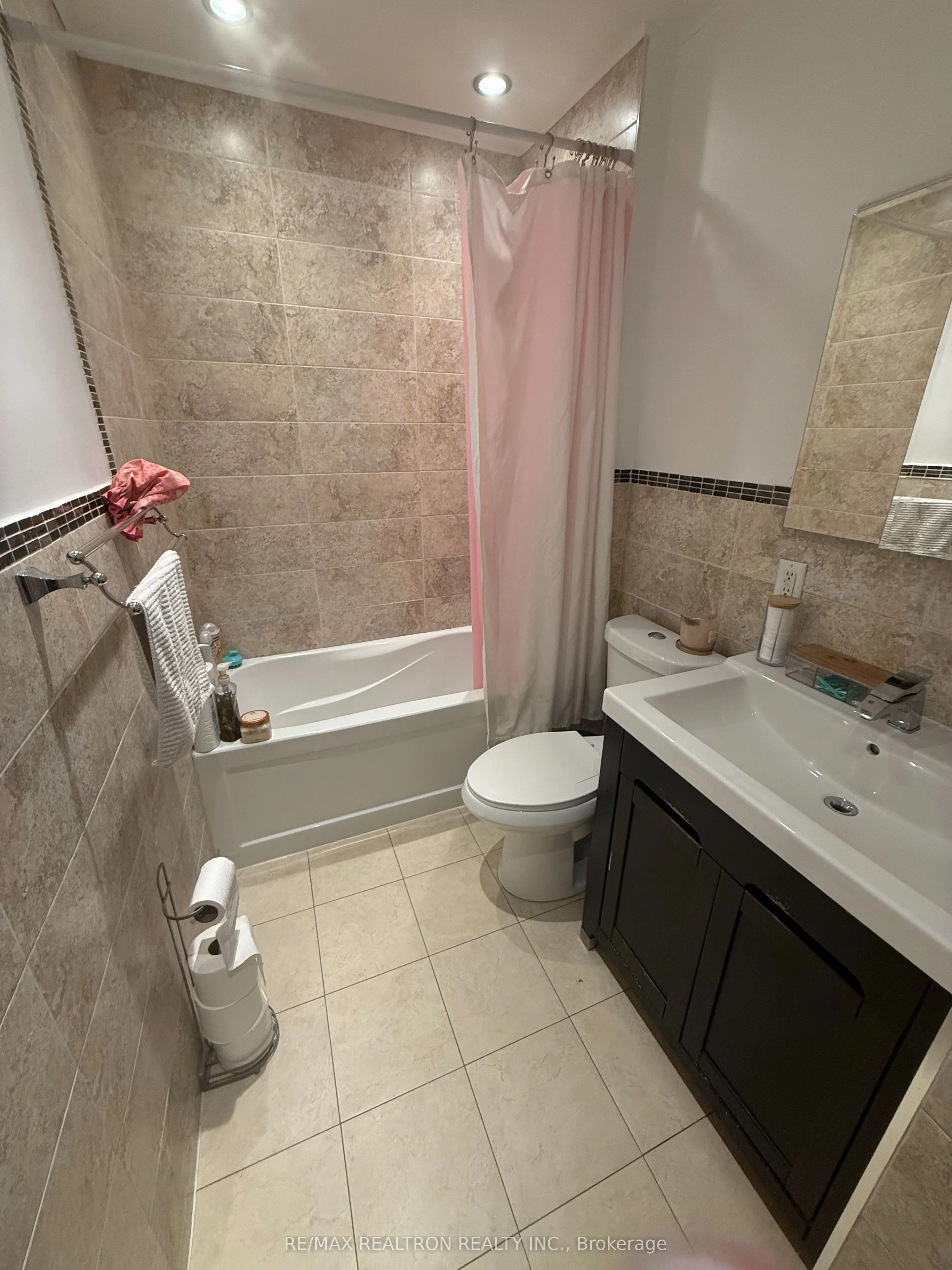 234 Wilmington Avenue, ##3