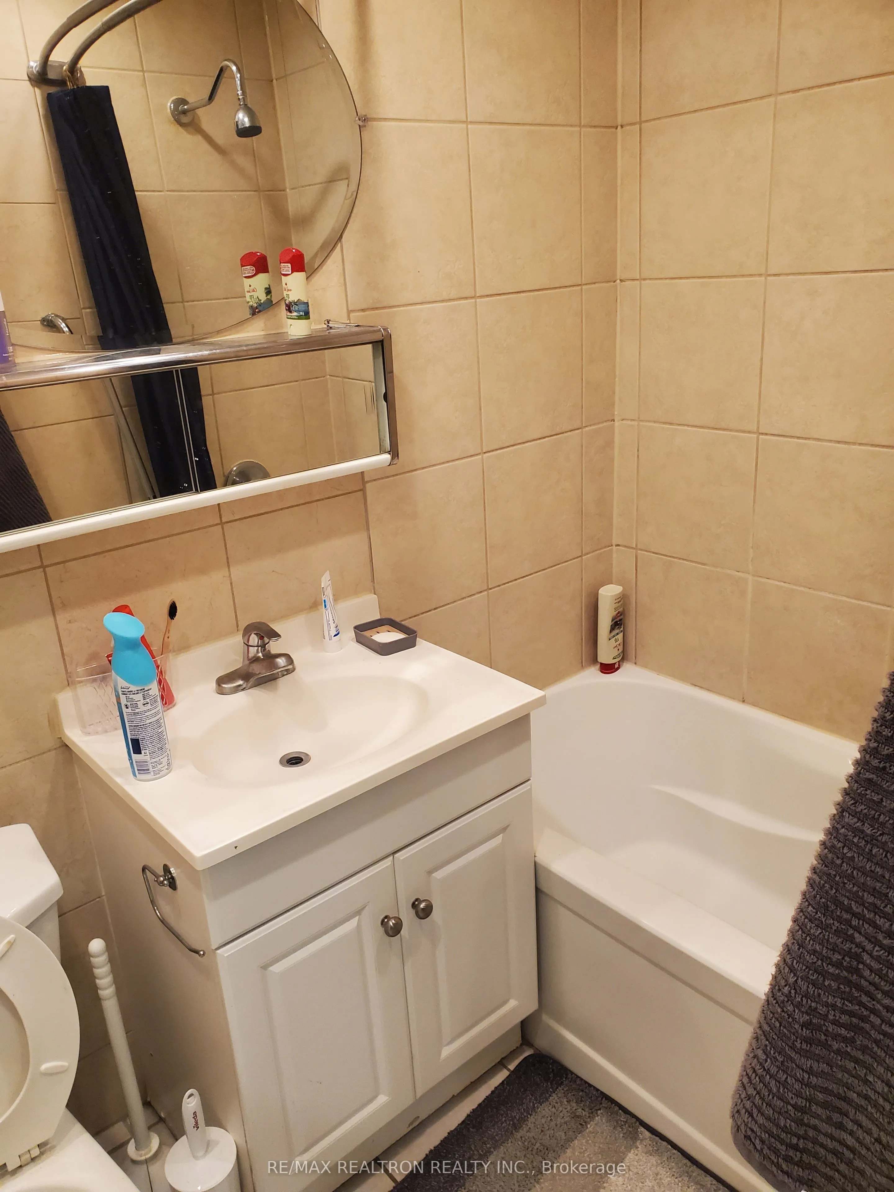 234 Wilmington Avenue ##1