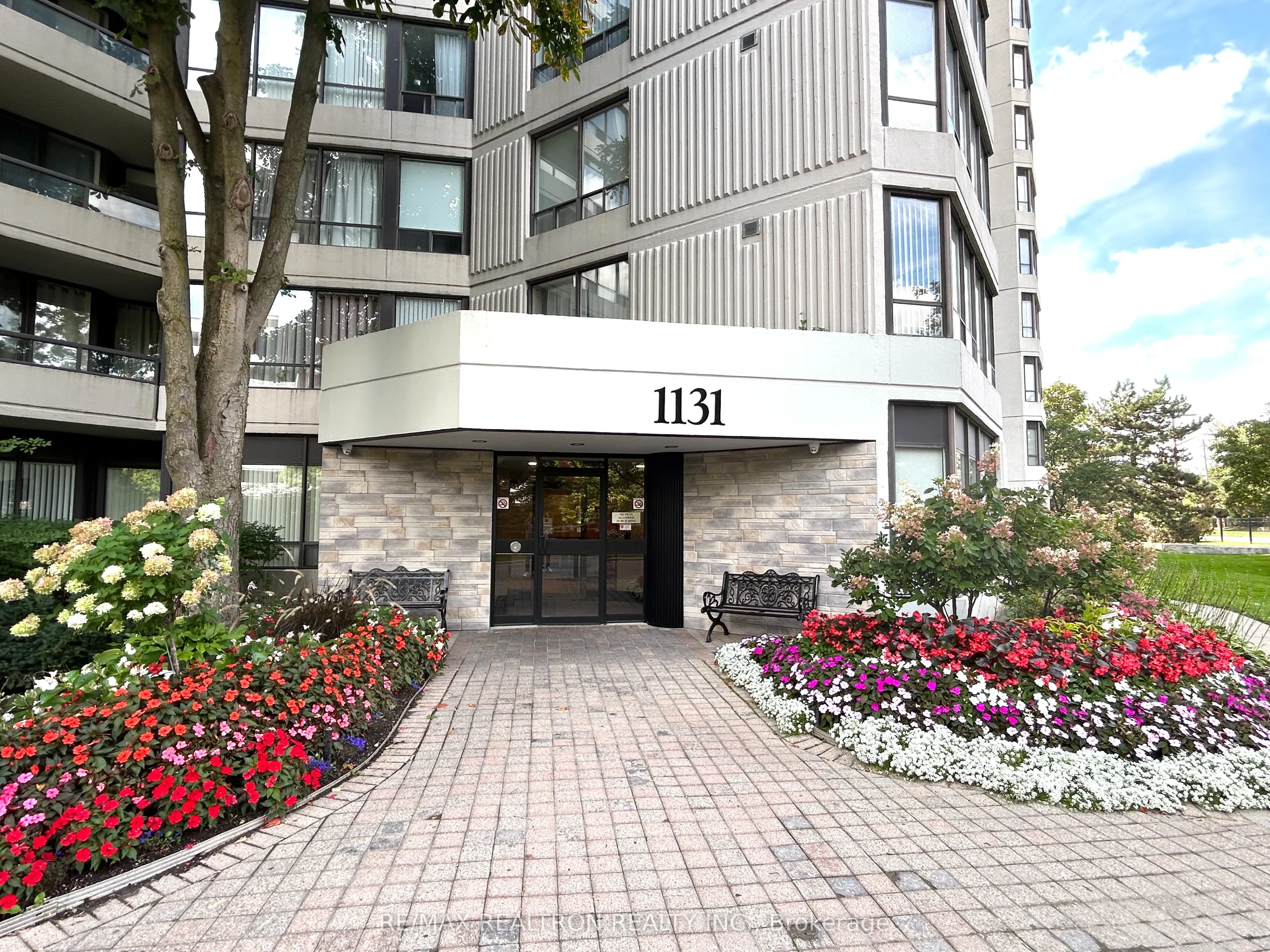 1131 Steeles Avenue W, #302