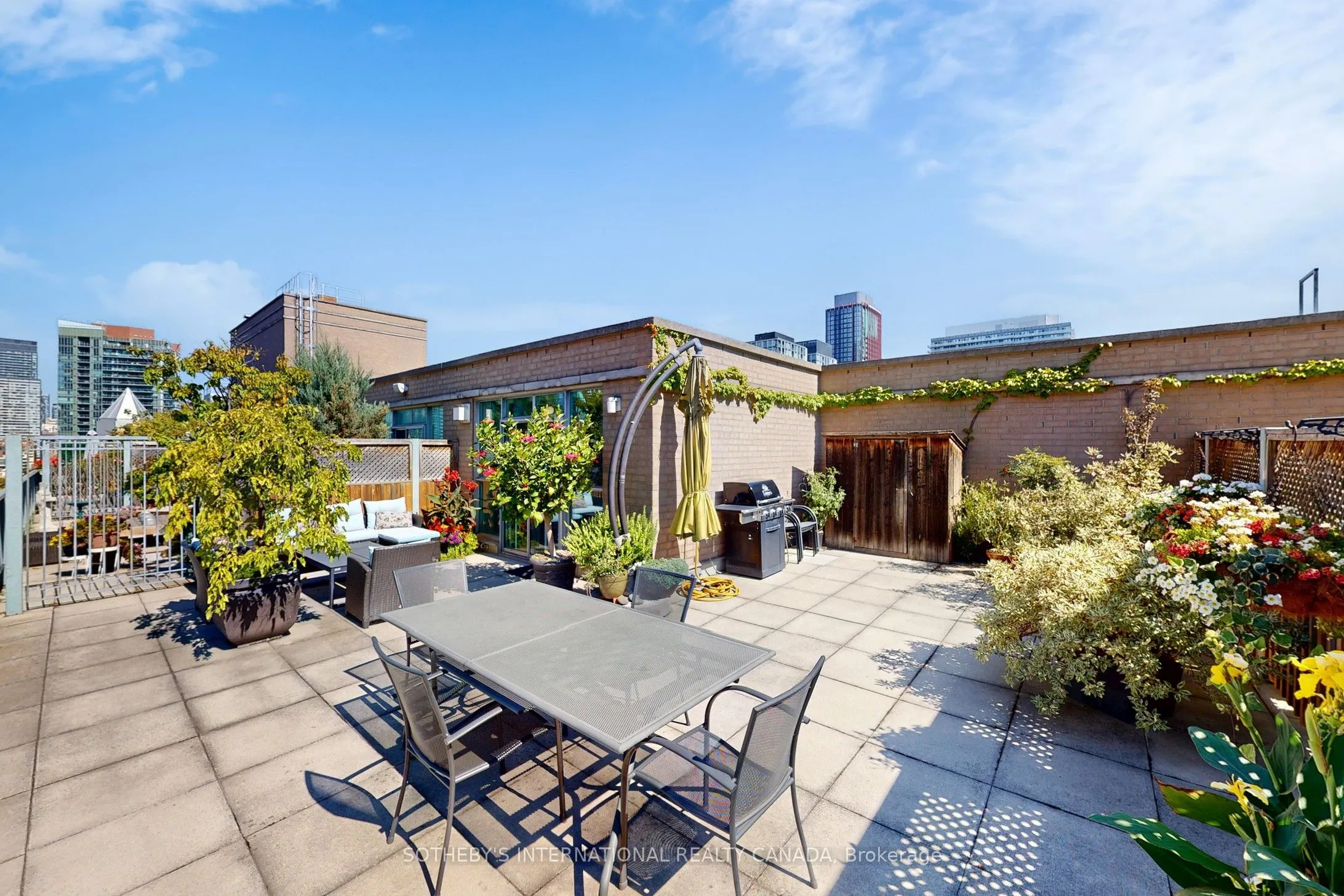 109 Front Street E, #PH39