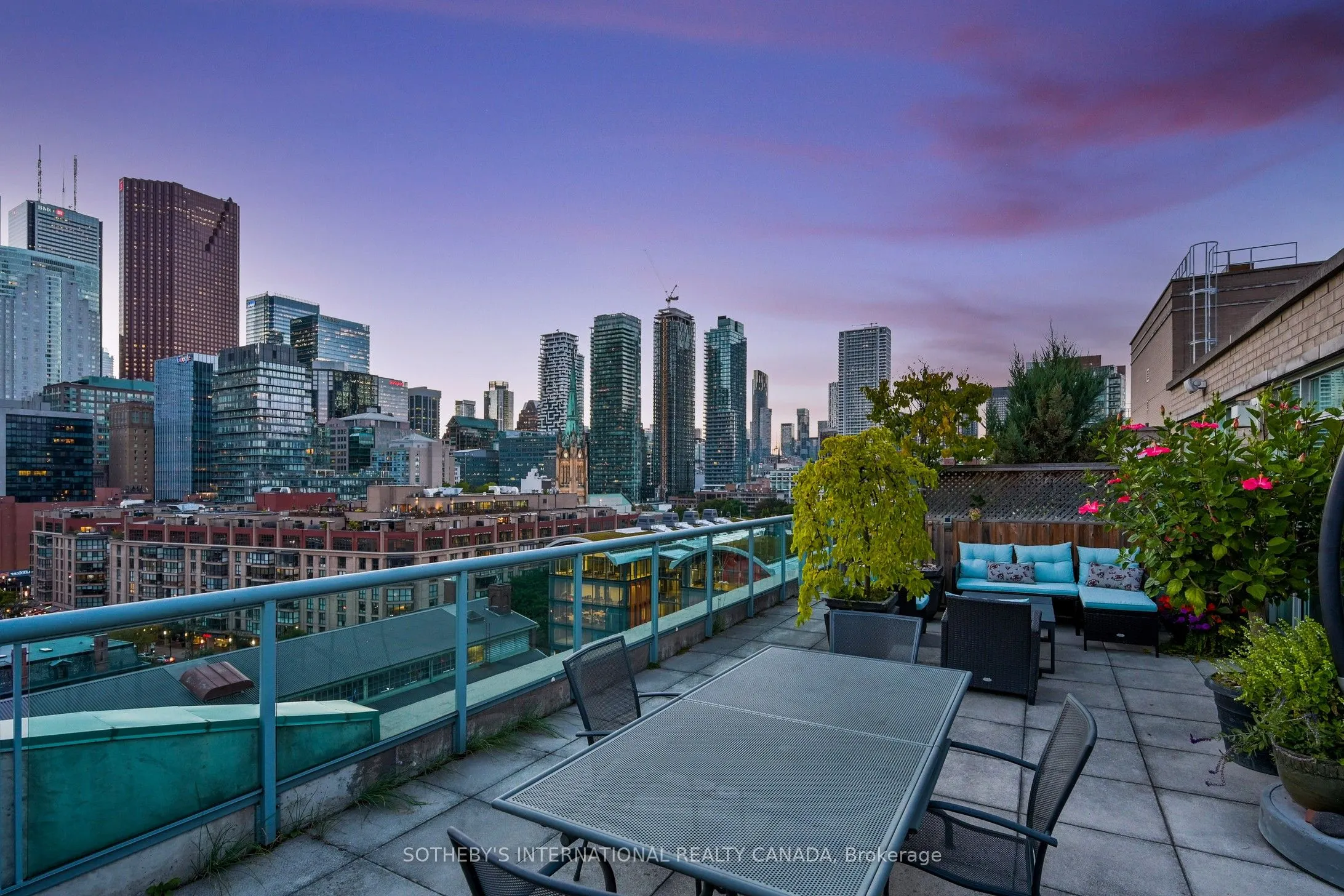 109 Front Street E, #PH39