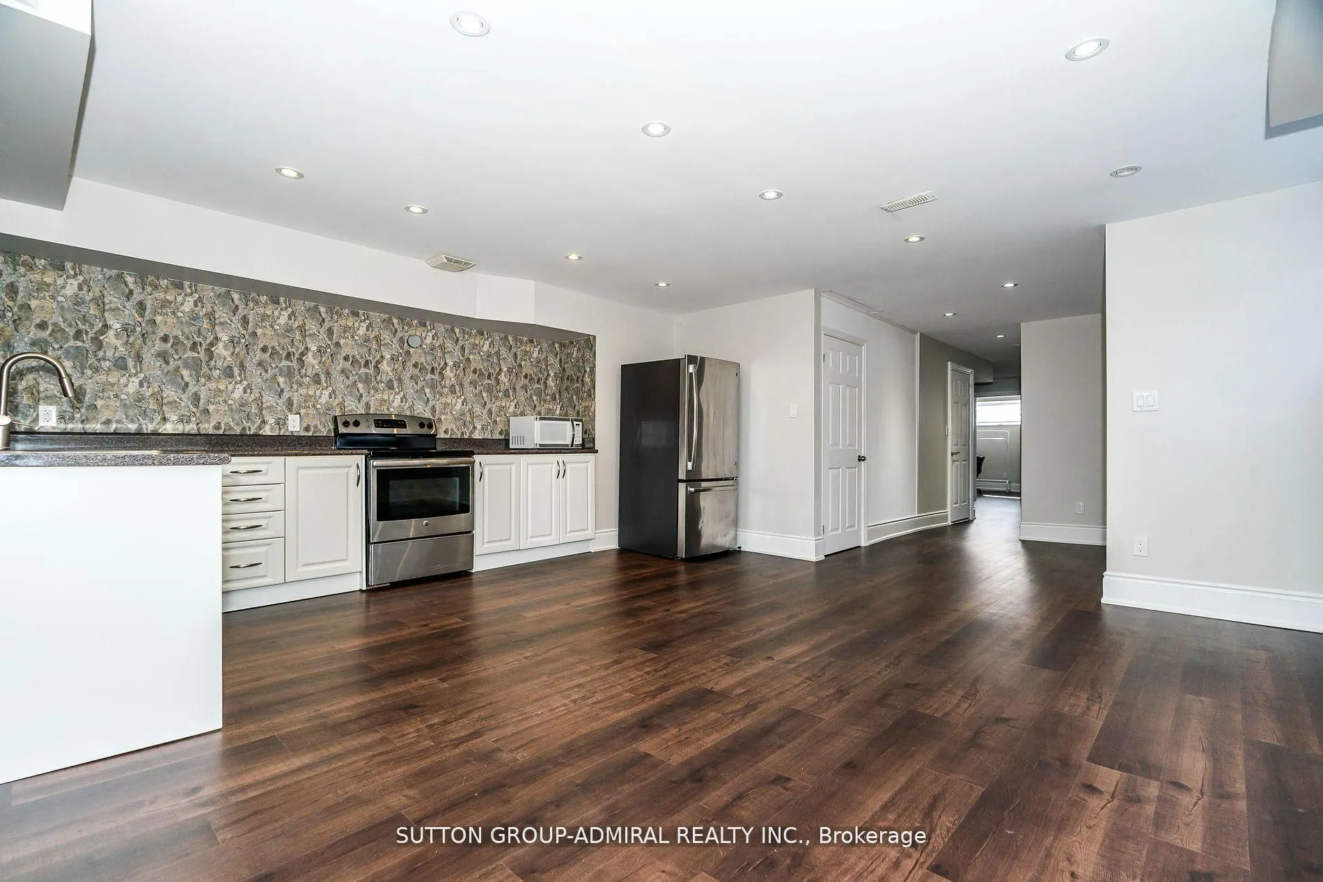 24 Ranee Avenue