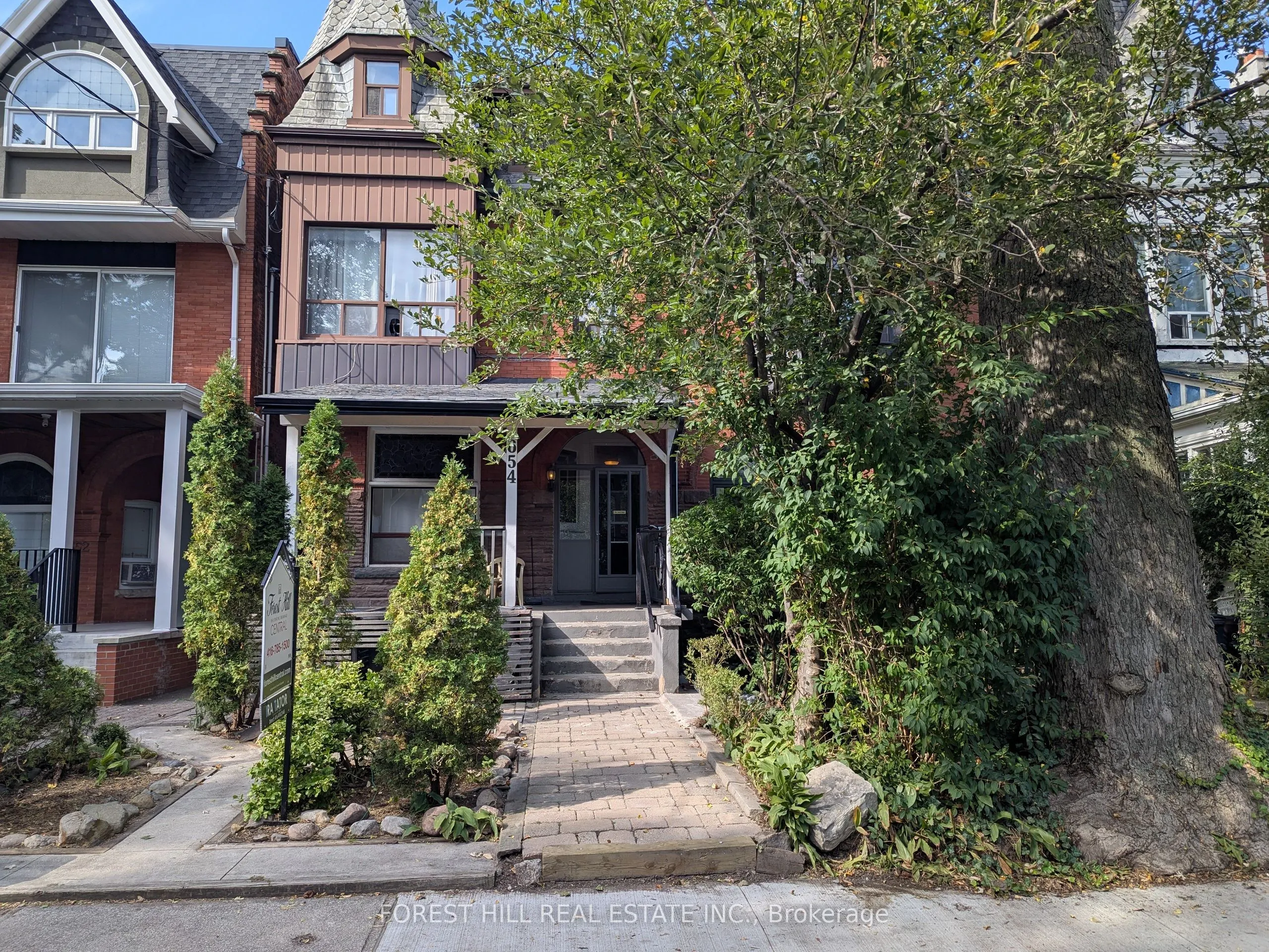 654 Euclid Avenue, #3