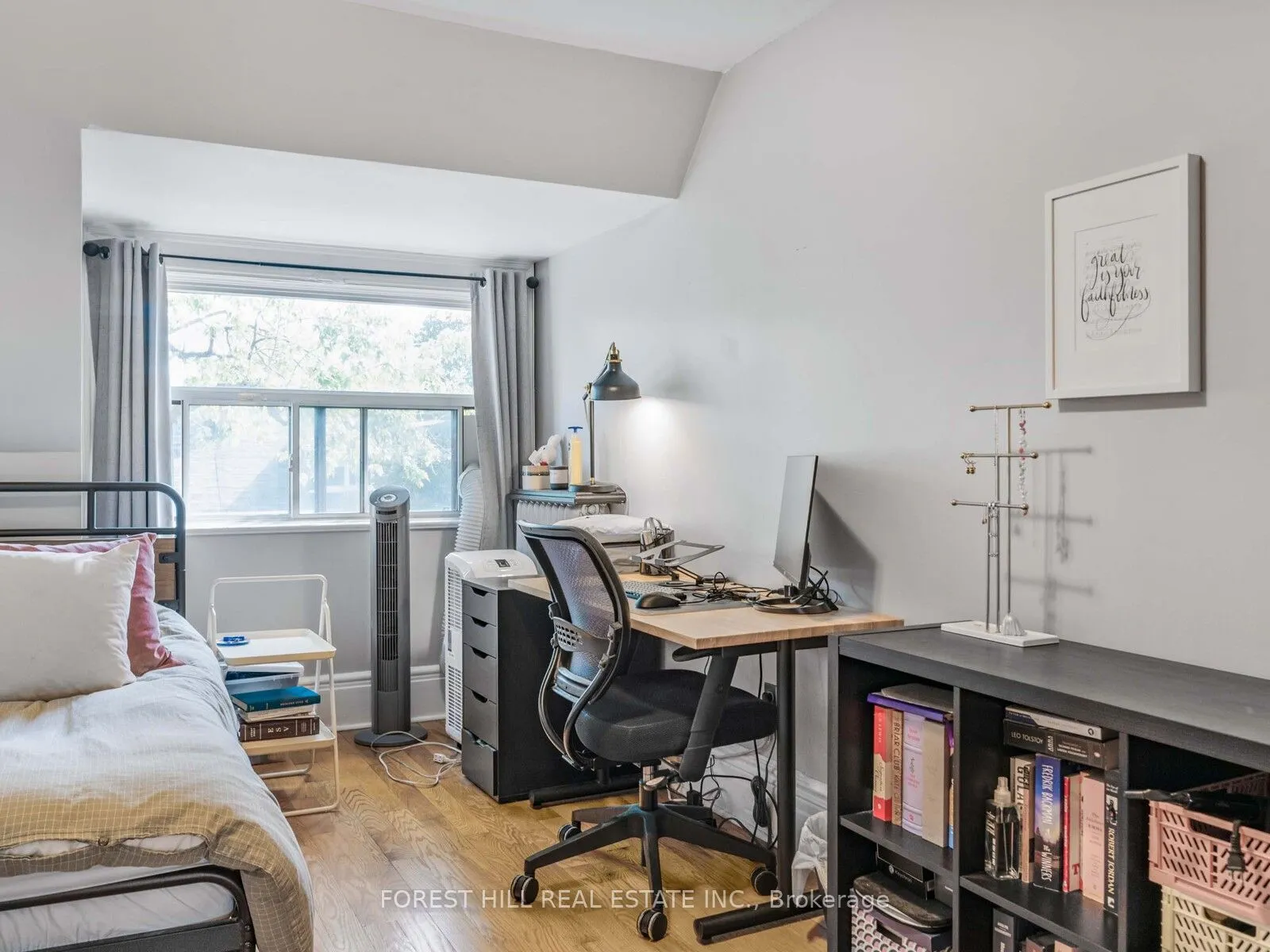 654 Euclid Avenue, #3