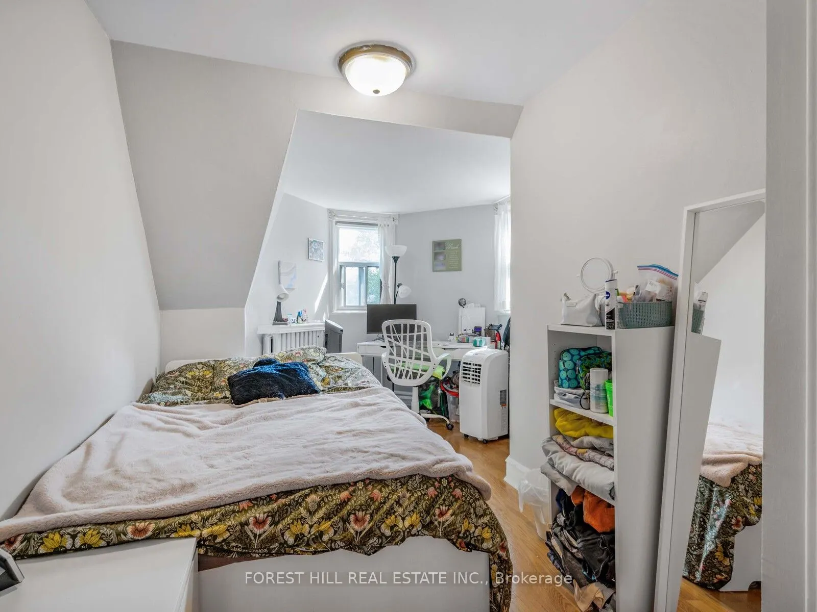 654 Euclid Avenue, #3