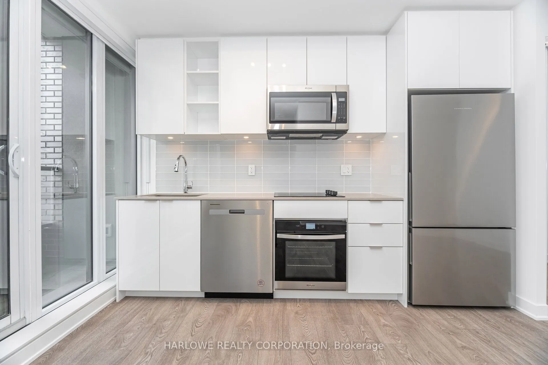 543 Richmond Street W, #609