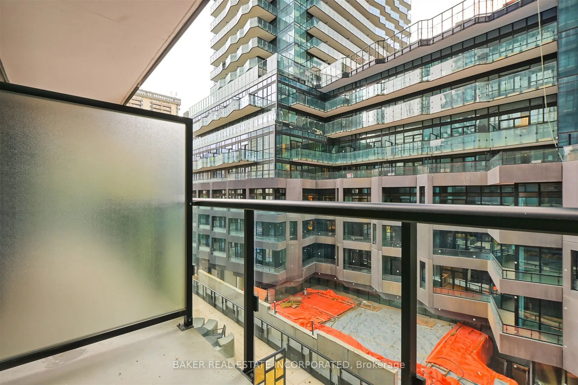 223 Redpath Avenue, #701