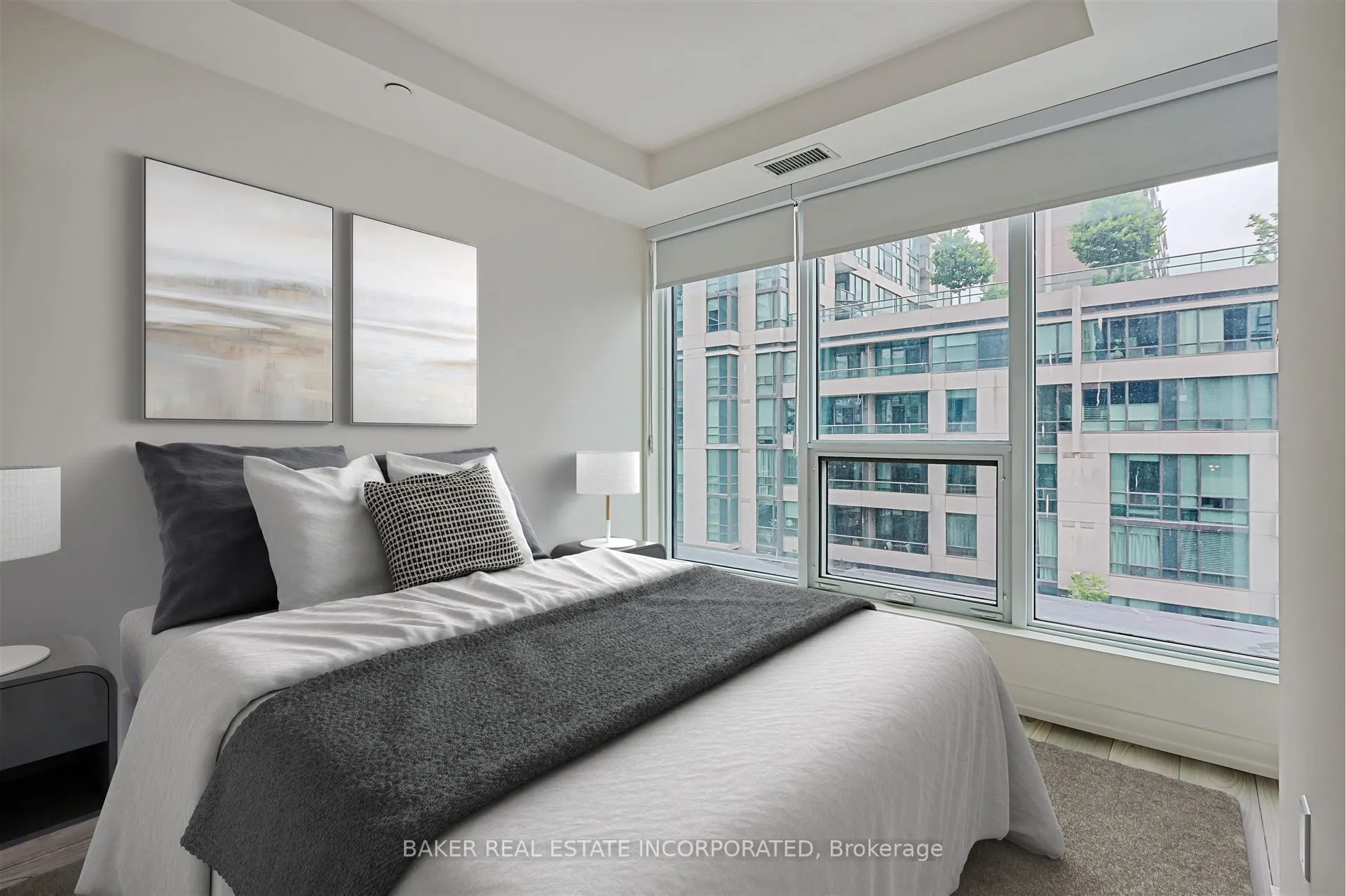 223 Redpath Avenue, #605