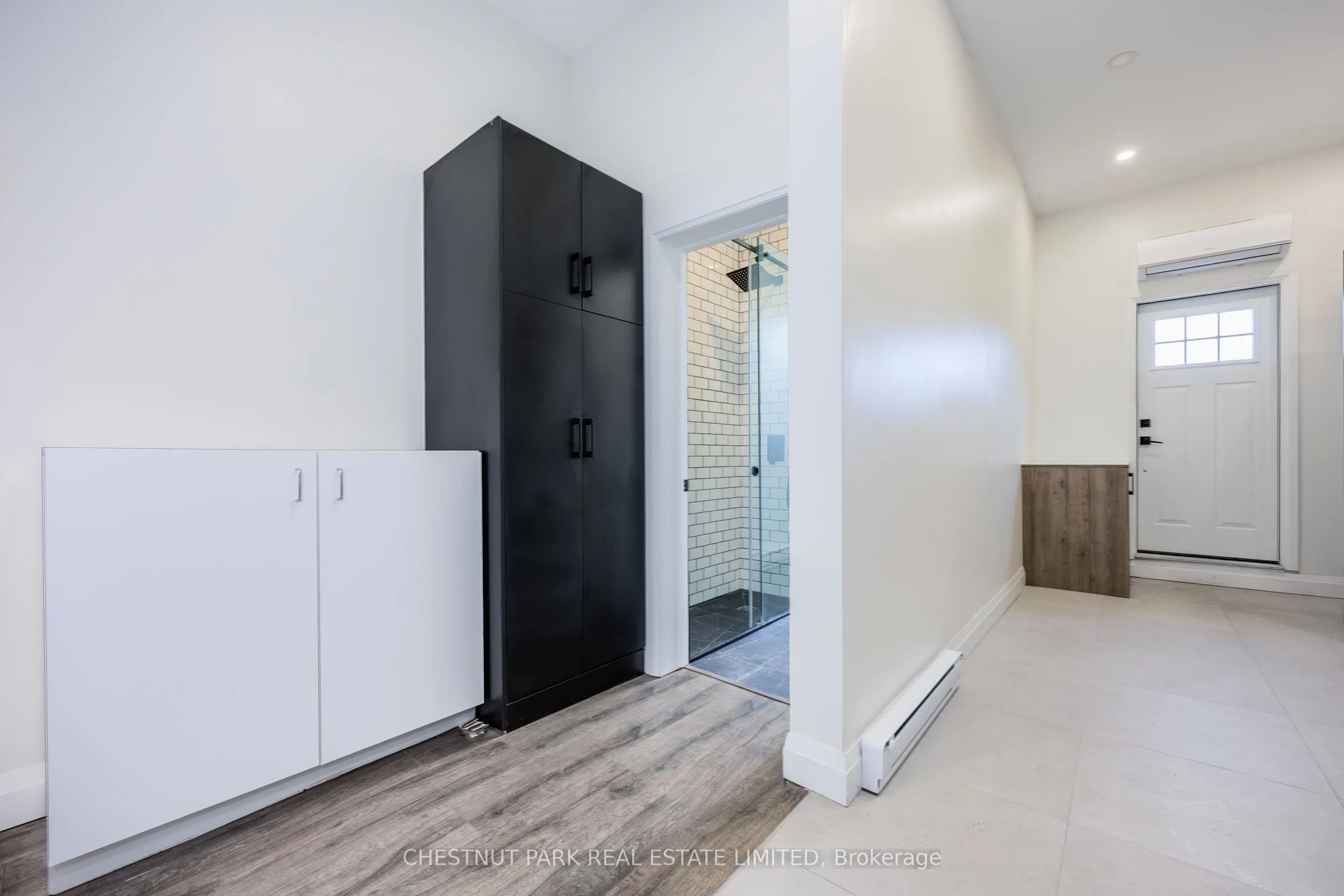 414 Spadina Avenue, #2
