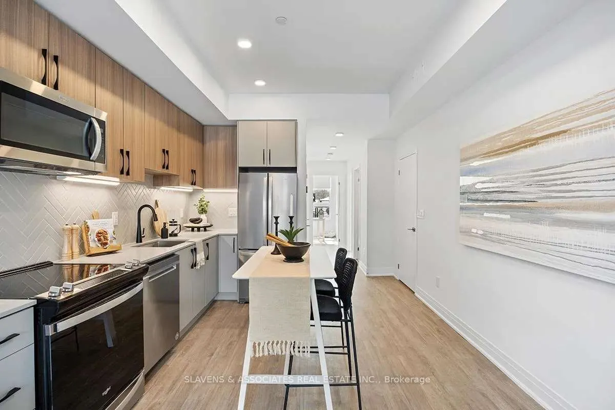 15 Brenthall Avenue, #23