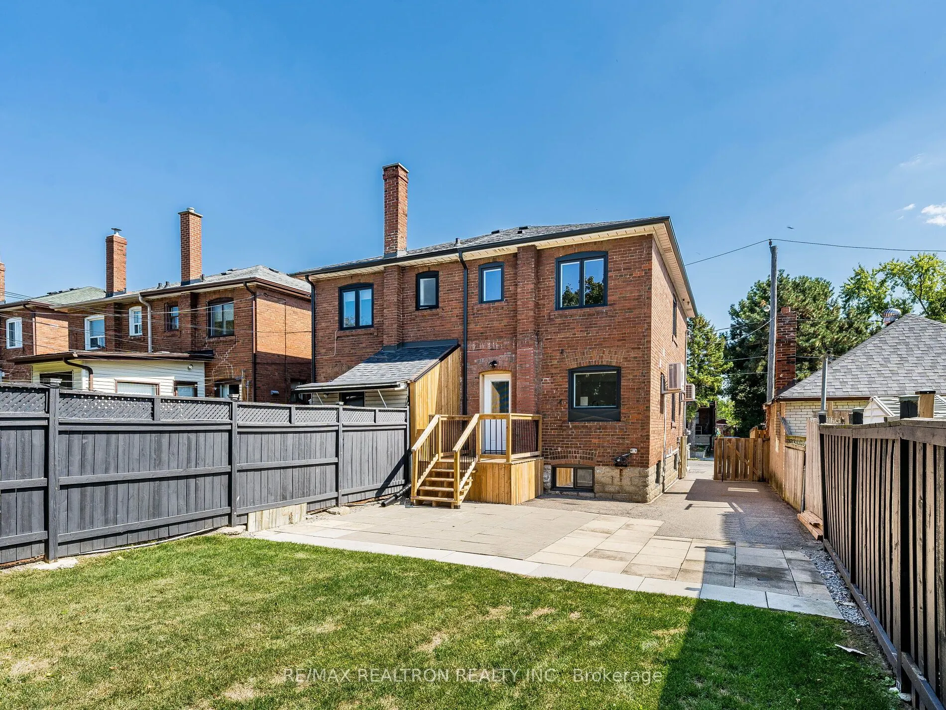 6 Greyton Crescent