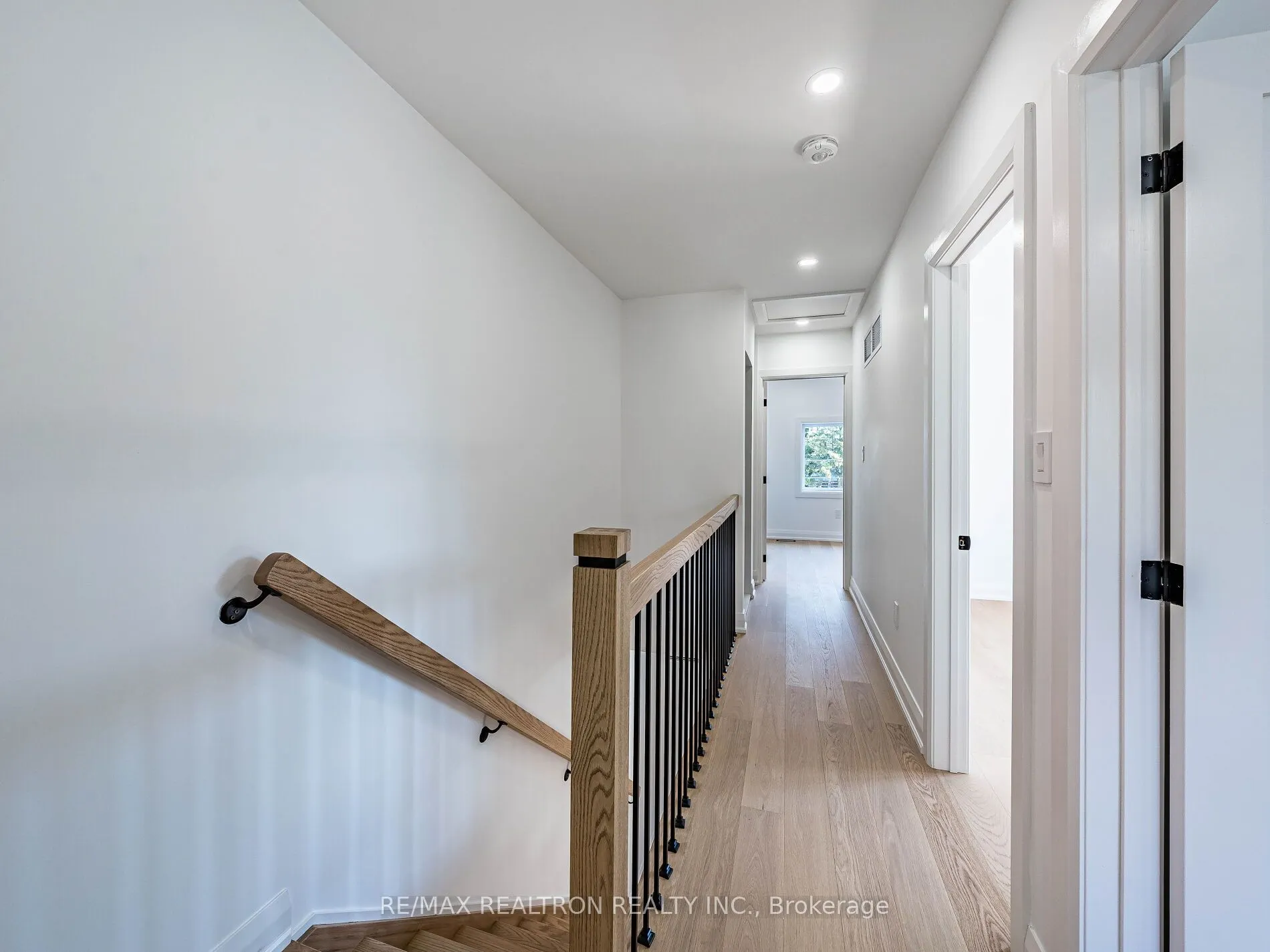 6 Greyton Crescent