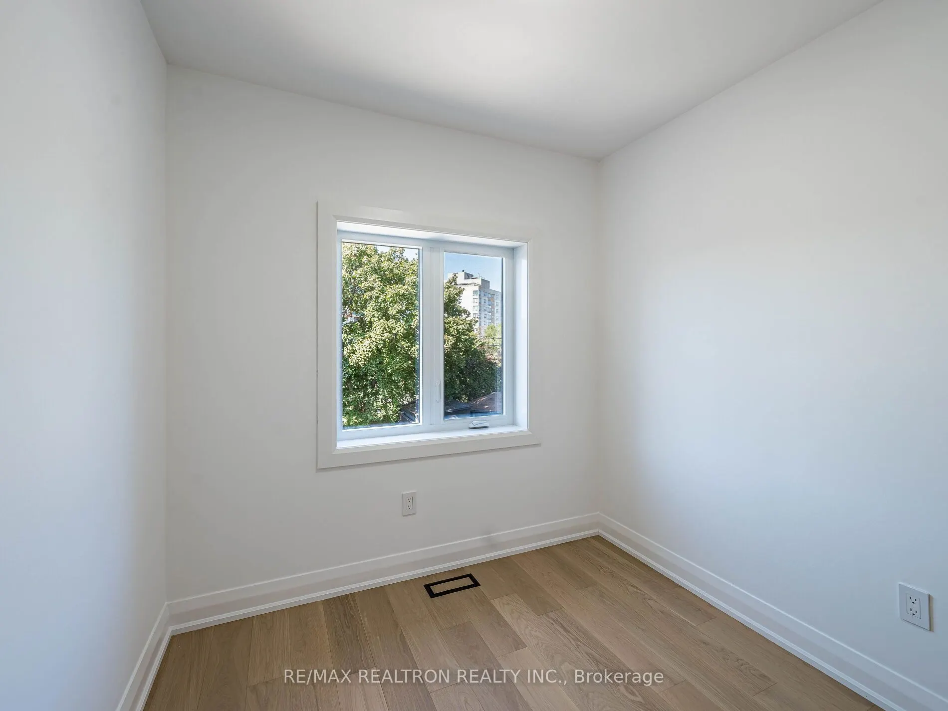 6 Greyton Crescent