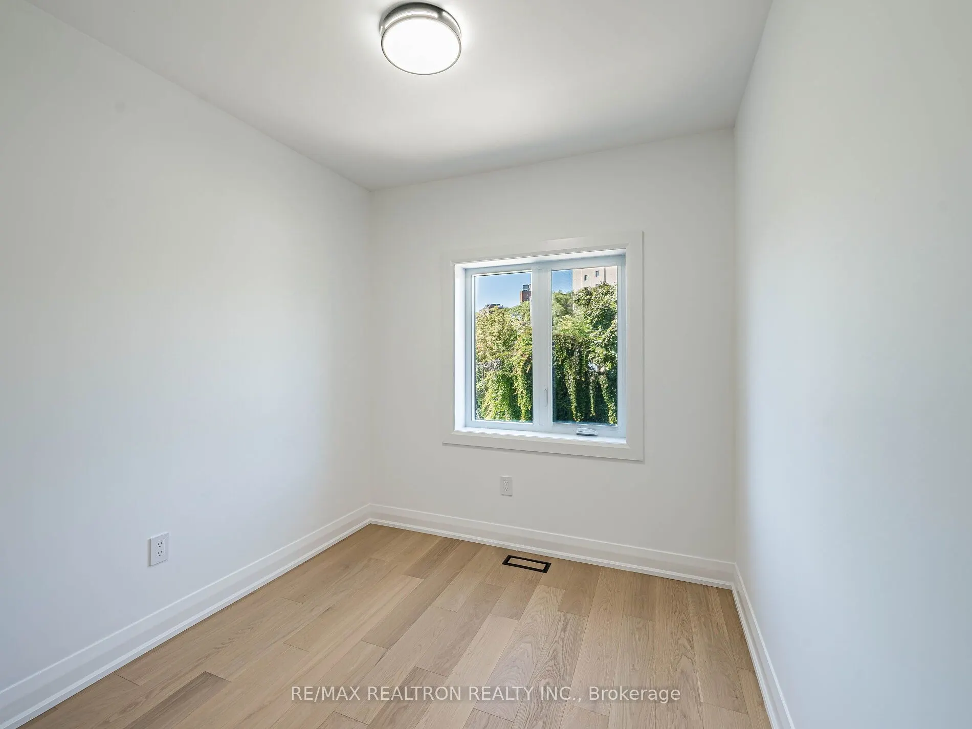 6 Greyton Crescent