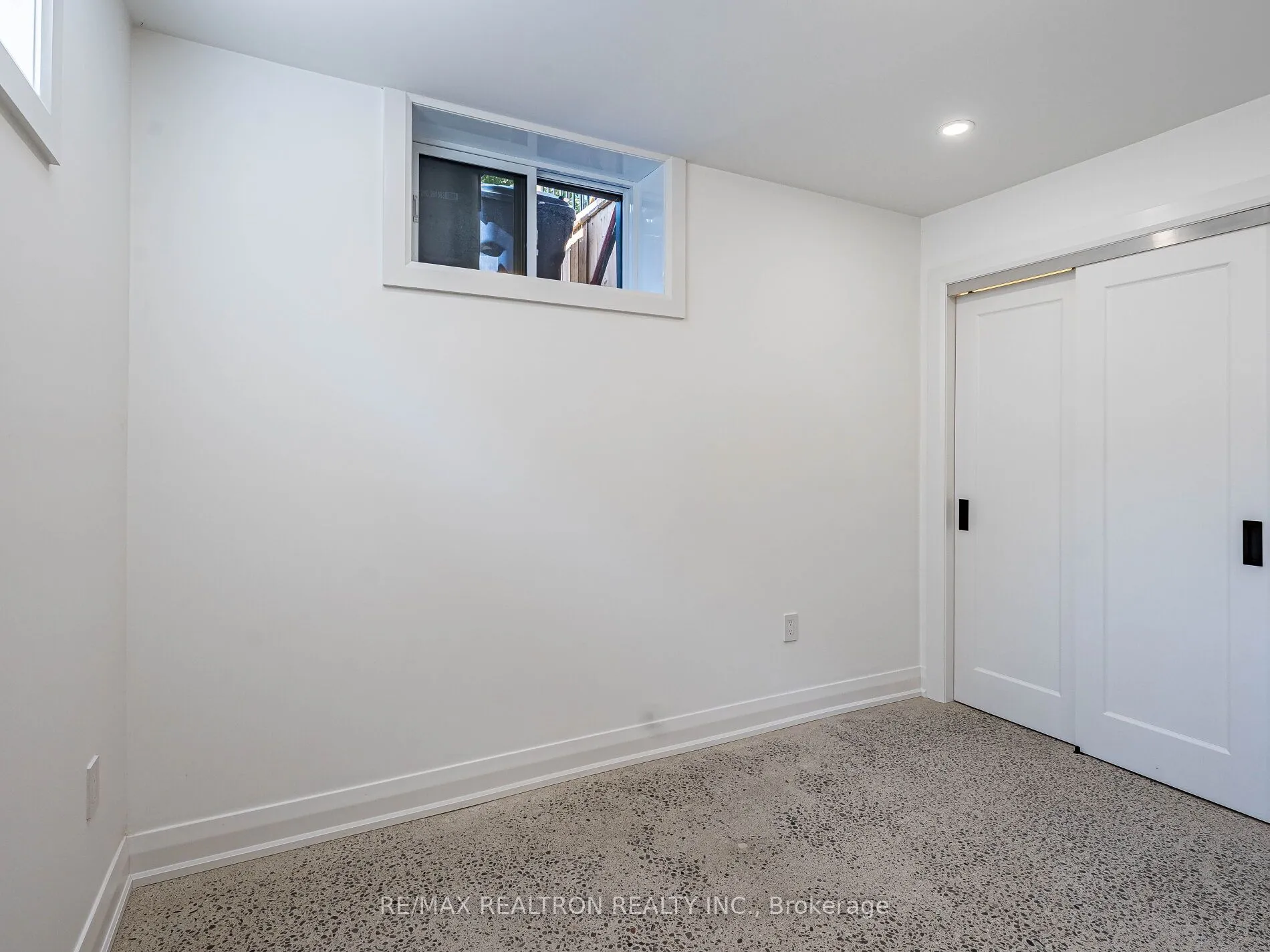 6 Greyton Crescent, #Lower