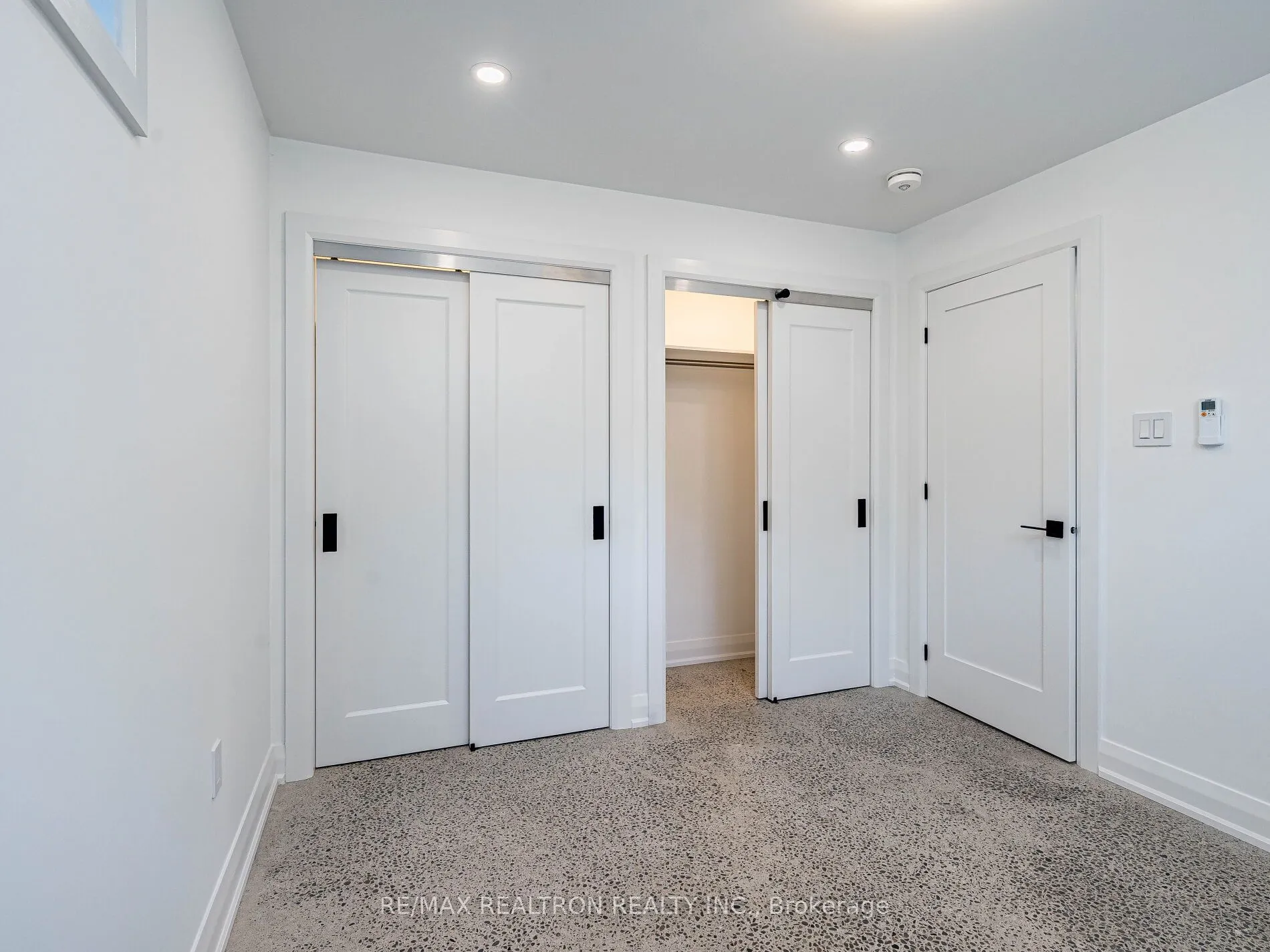 6 Greyton Crescent, #Lower