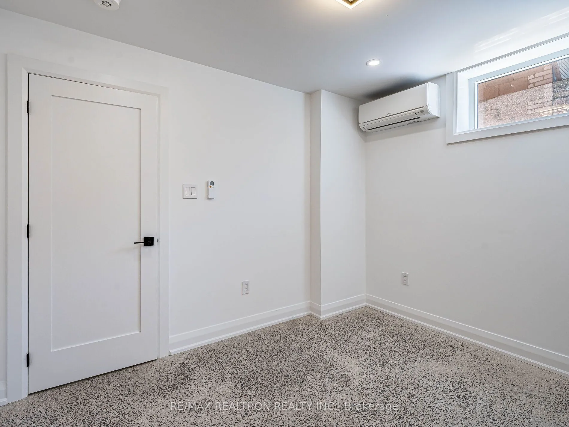 6 Greyton Crescent, #Lower