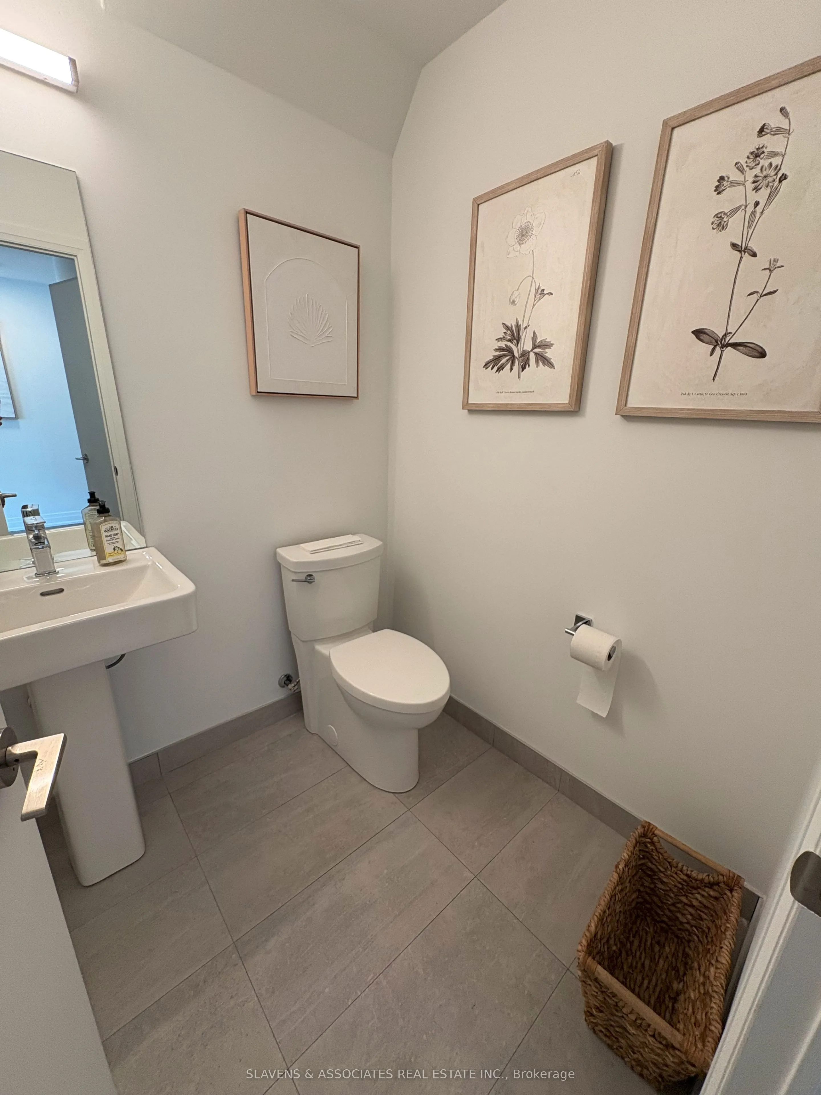 15 Brenthall Avenue, #25