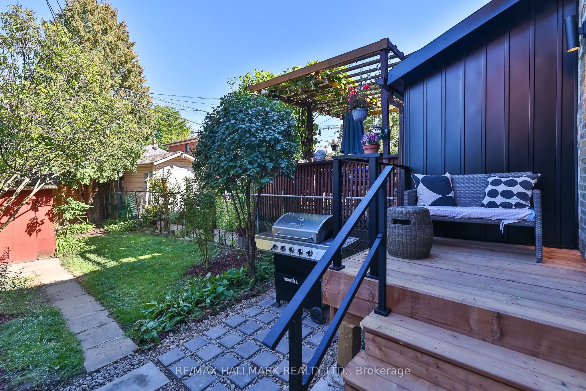 281 Atlas Avenue