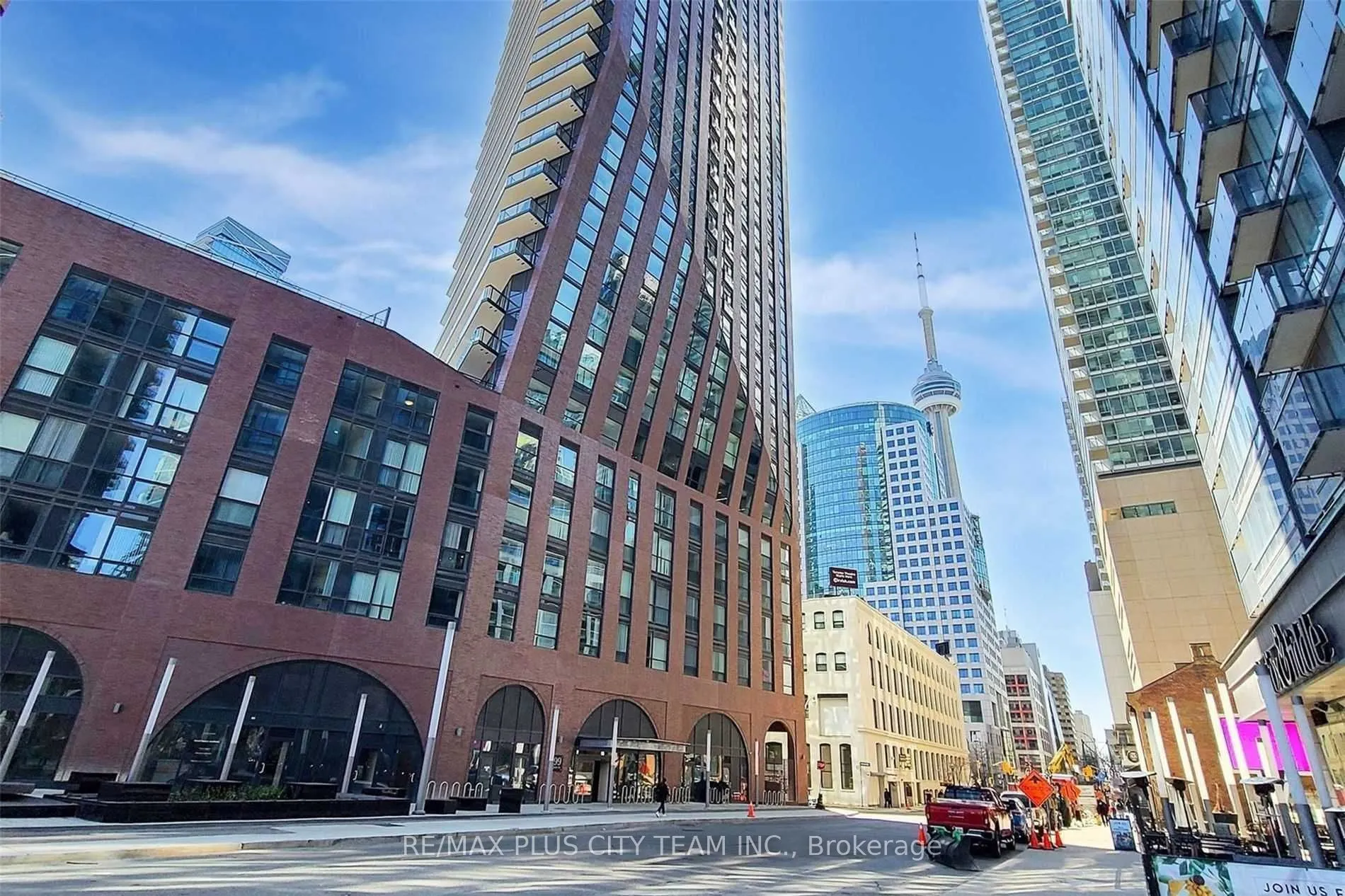 99 John Street, #3908