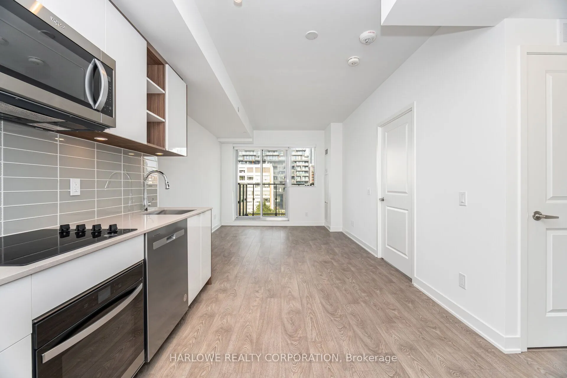 543 Richmond Street W, #715