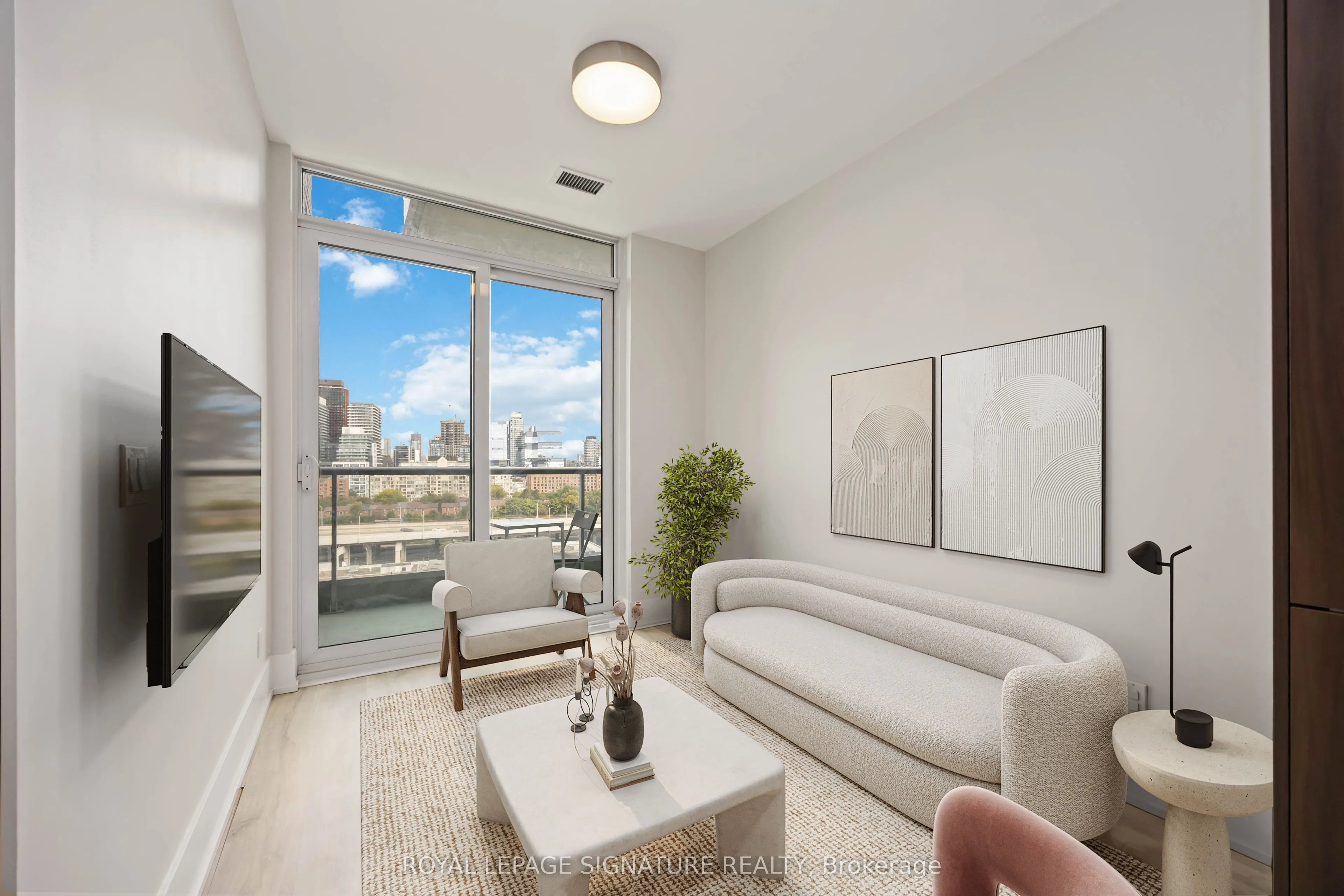 1 Edgewater Drive, #G PH 29