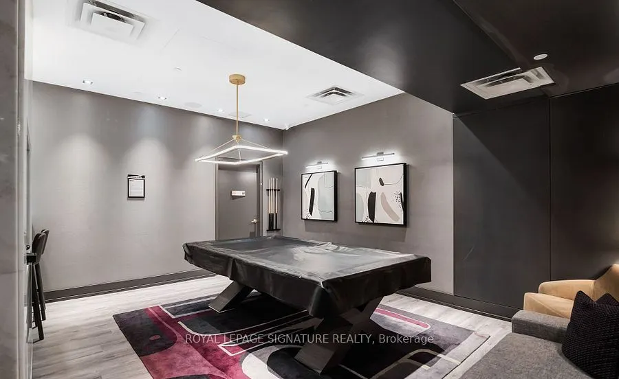 1 Edgewater Drive, #G PH 29
