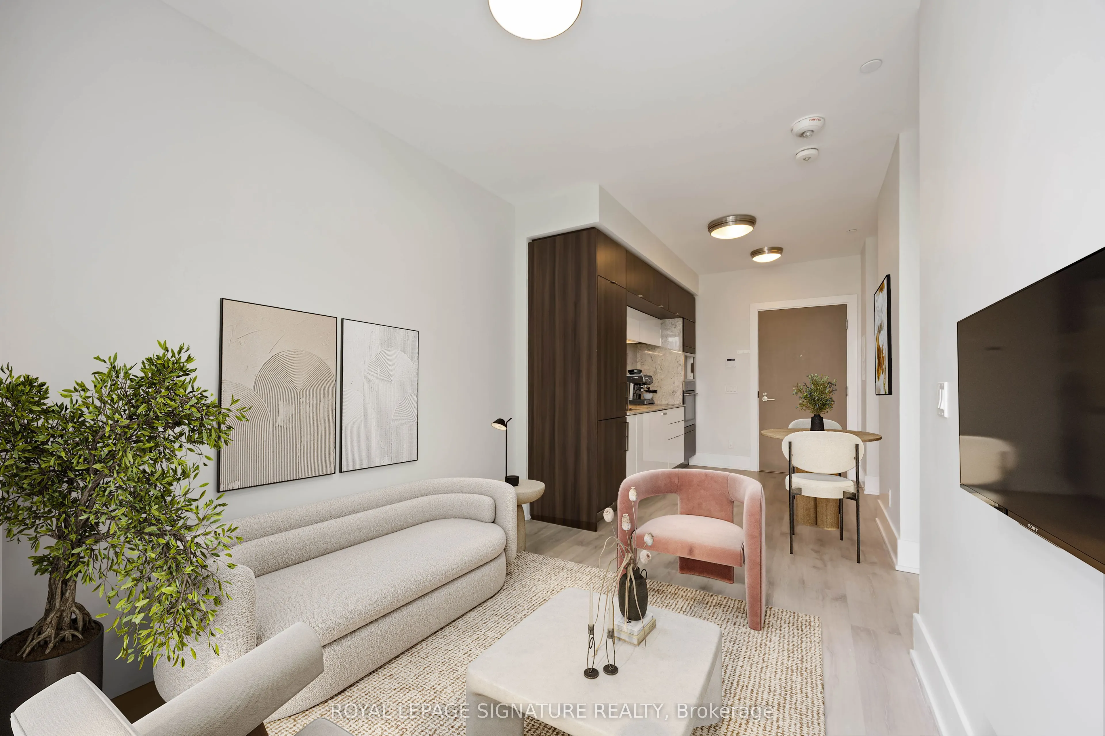 1 Edgewater Drive, #G PH 29