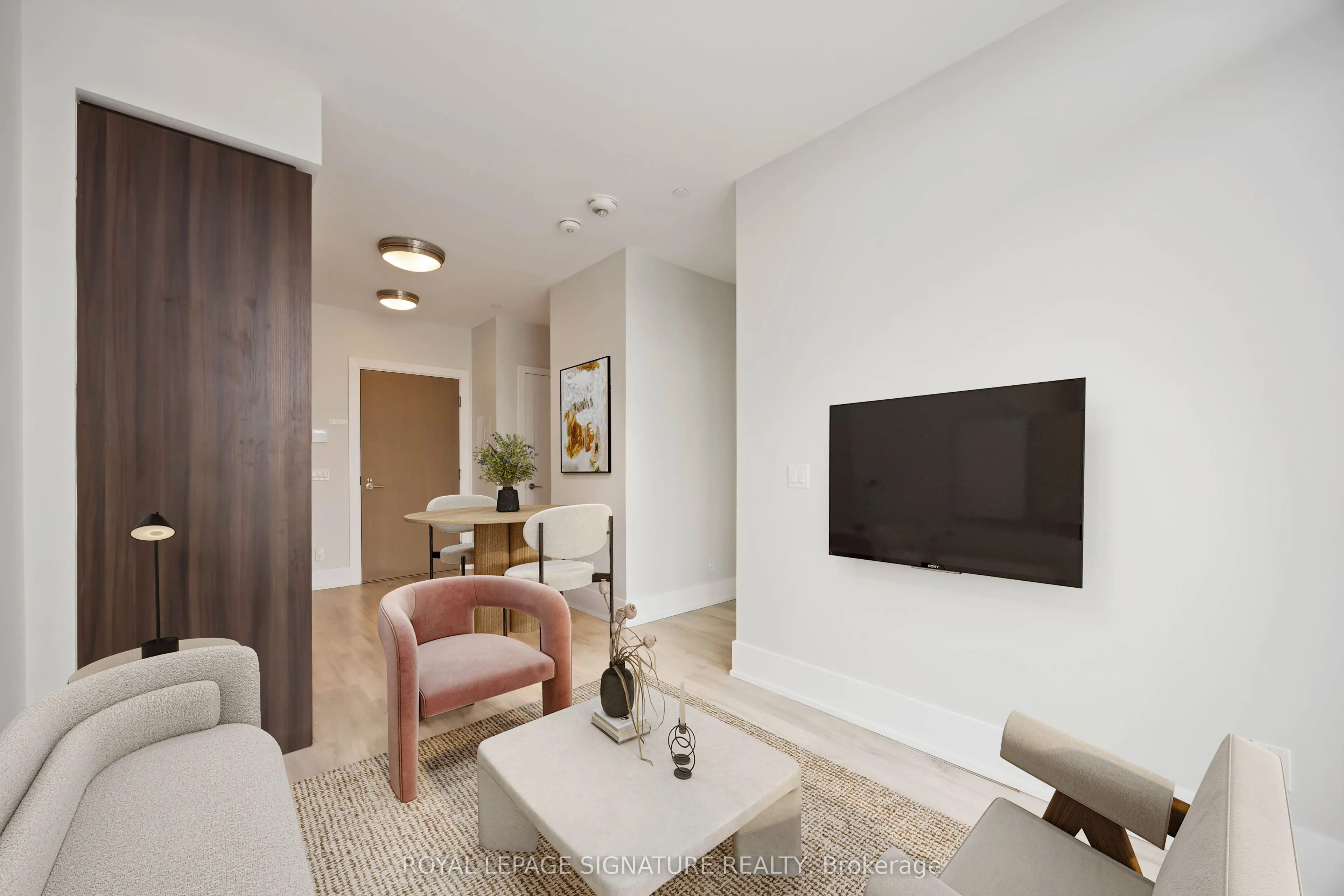 1 Edgewater Drive, #G PH 29