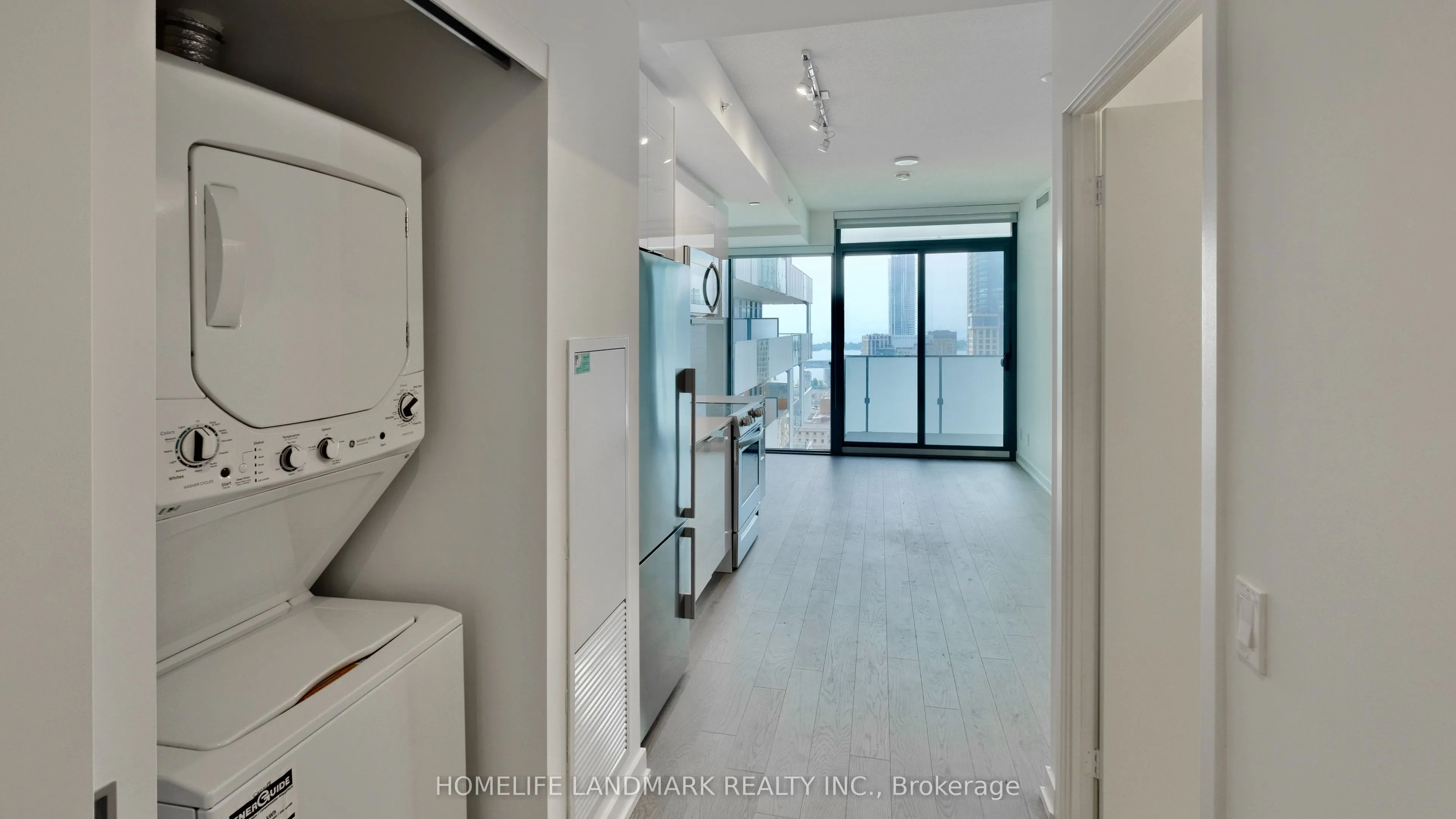 25 Richmond Street E, #3308