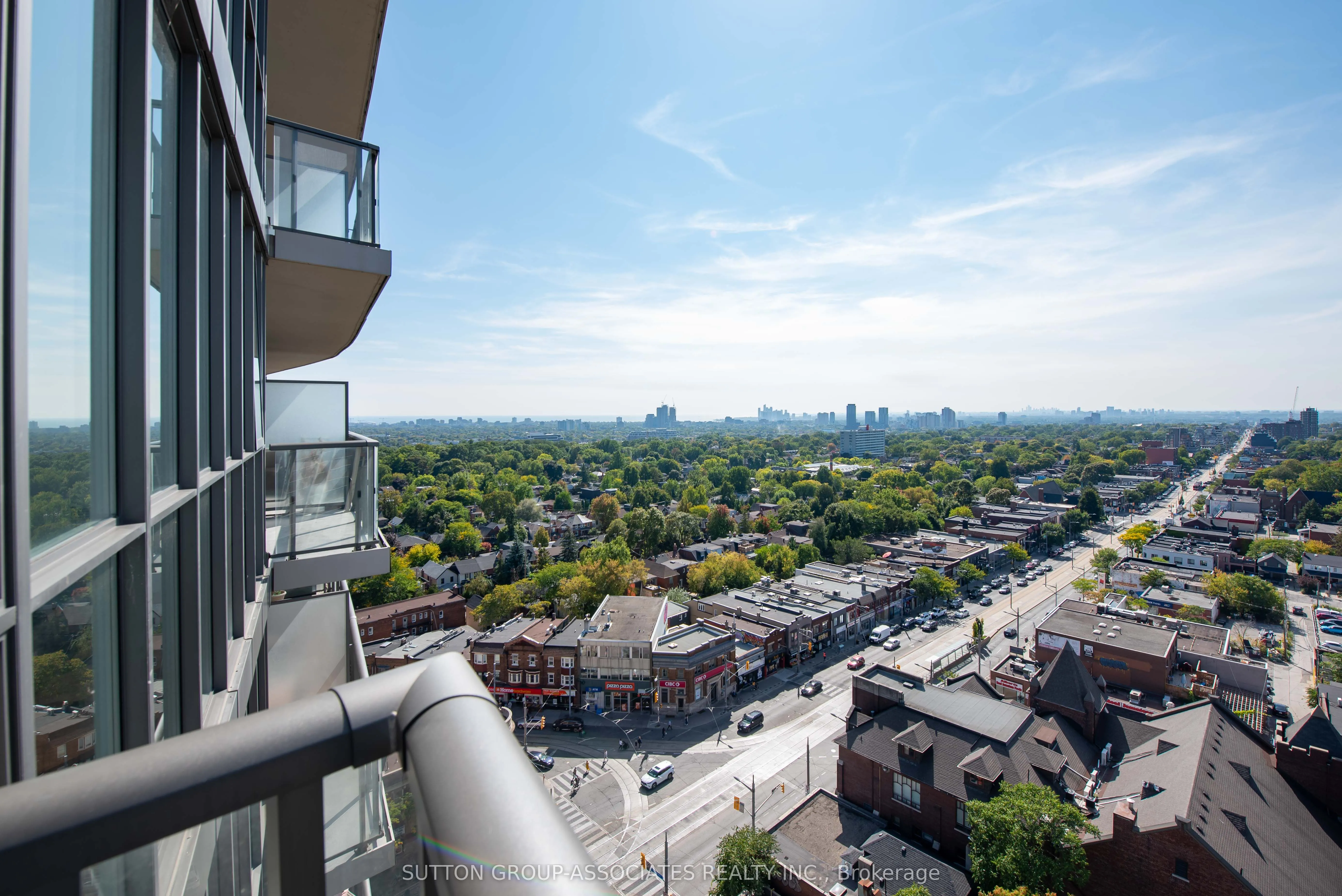 530 St. Clair Avenue W, #1502