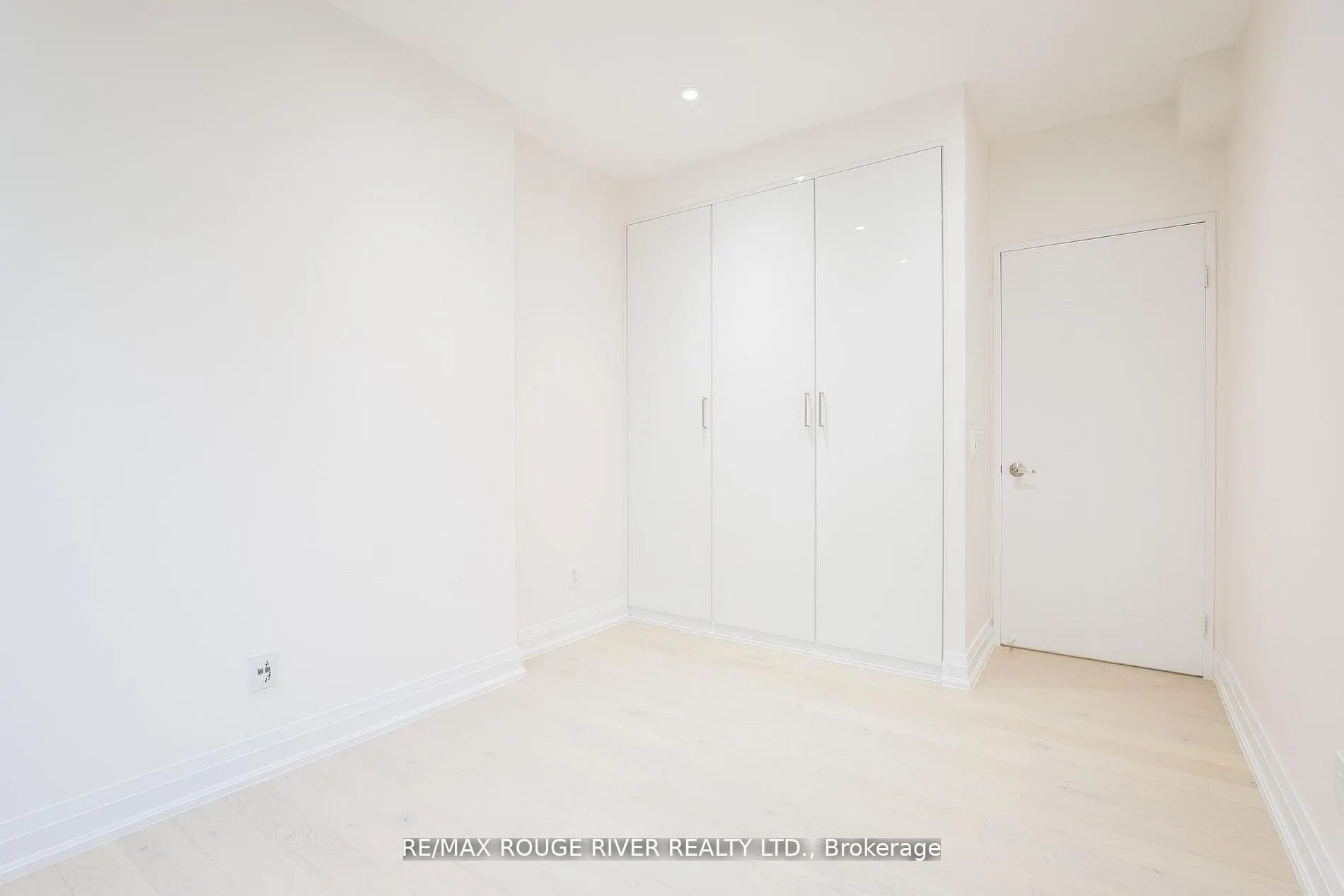 238 Doris Avenue, #109