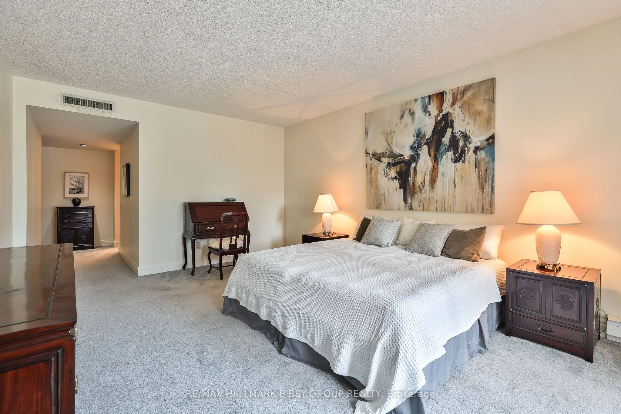 159 Frederick Street, #601