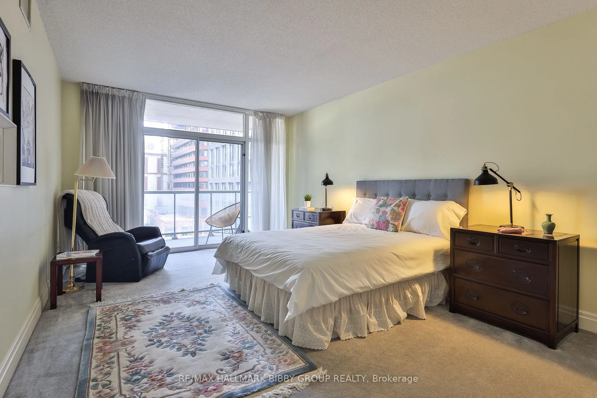 159 Frederick Street, #601