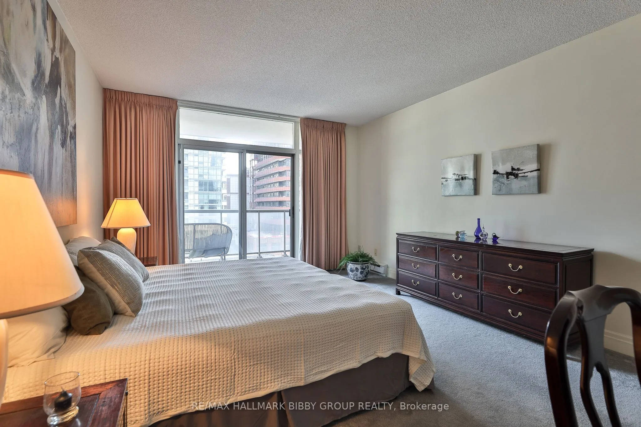 159 Frederick Street, #601